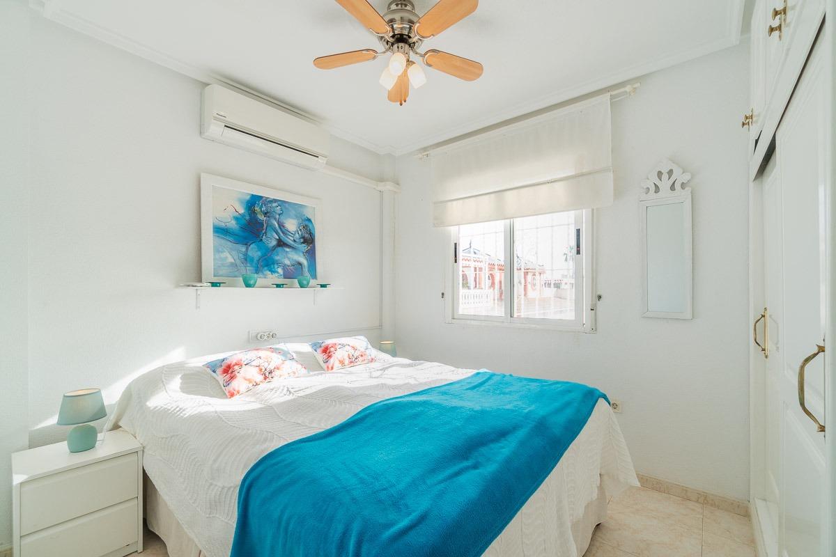 For sale - 2 Bedroom 1 Bathroom Duplex in Orihuela Costa - Playa Flamenca  - Alicante