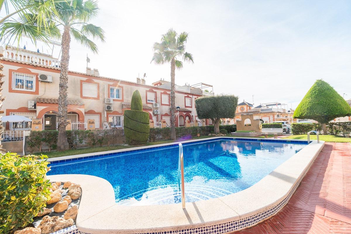 For sale - 2 Bedroom 1 Bathroom Duplex in Orihuela Costa - Playa Flamenca  - Alicante