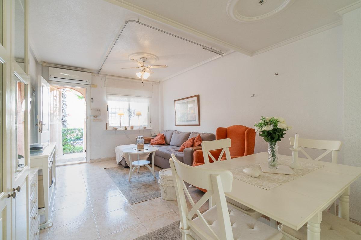 For sale - 2 Bedroom 1 Bathroom Duplex in Orihuela Costa - Playa Flamenca  - Alicante