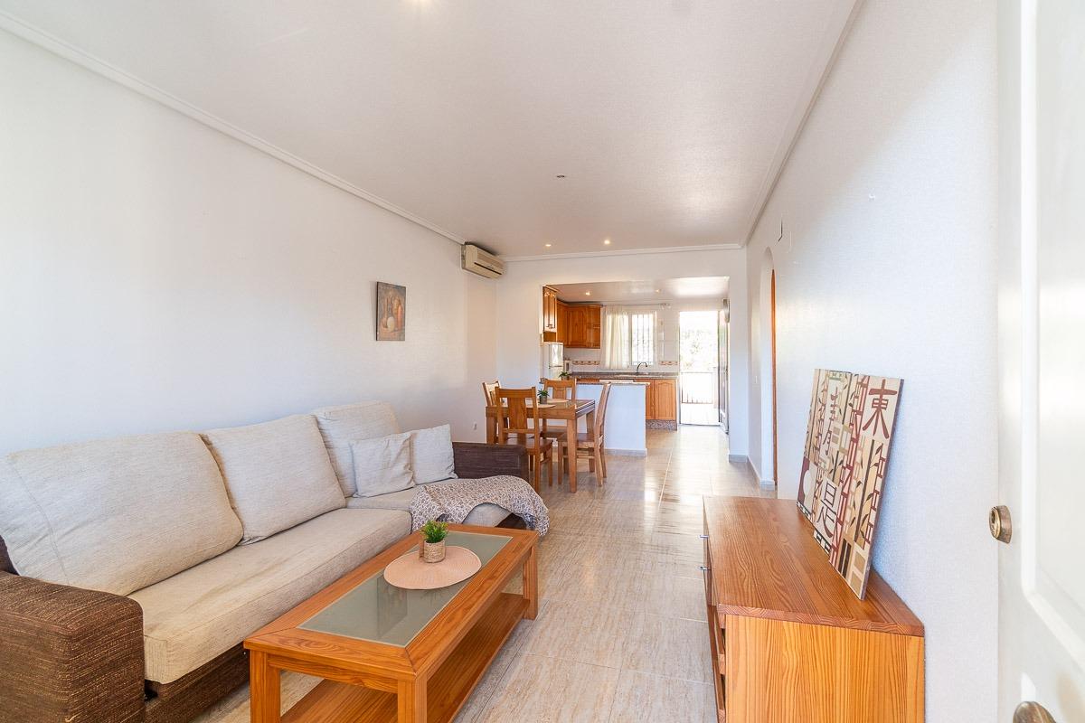 For sale - 2 Bedroom 1 Bathroom Bungalow in Orihuela Costa - Villamartin  - Alicante