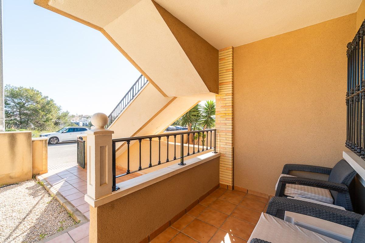 For sale - 2 Bedroom 1 Bathroom Bungalow in Orihuela Costa - Villamartin  - Alicante