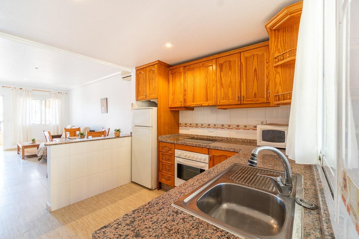 For sale - 2 Bedroom 1 Bathroom Bungalow in Orihuela Costa - Villamartin  - Alicante