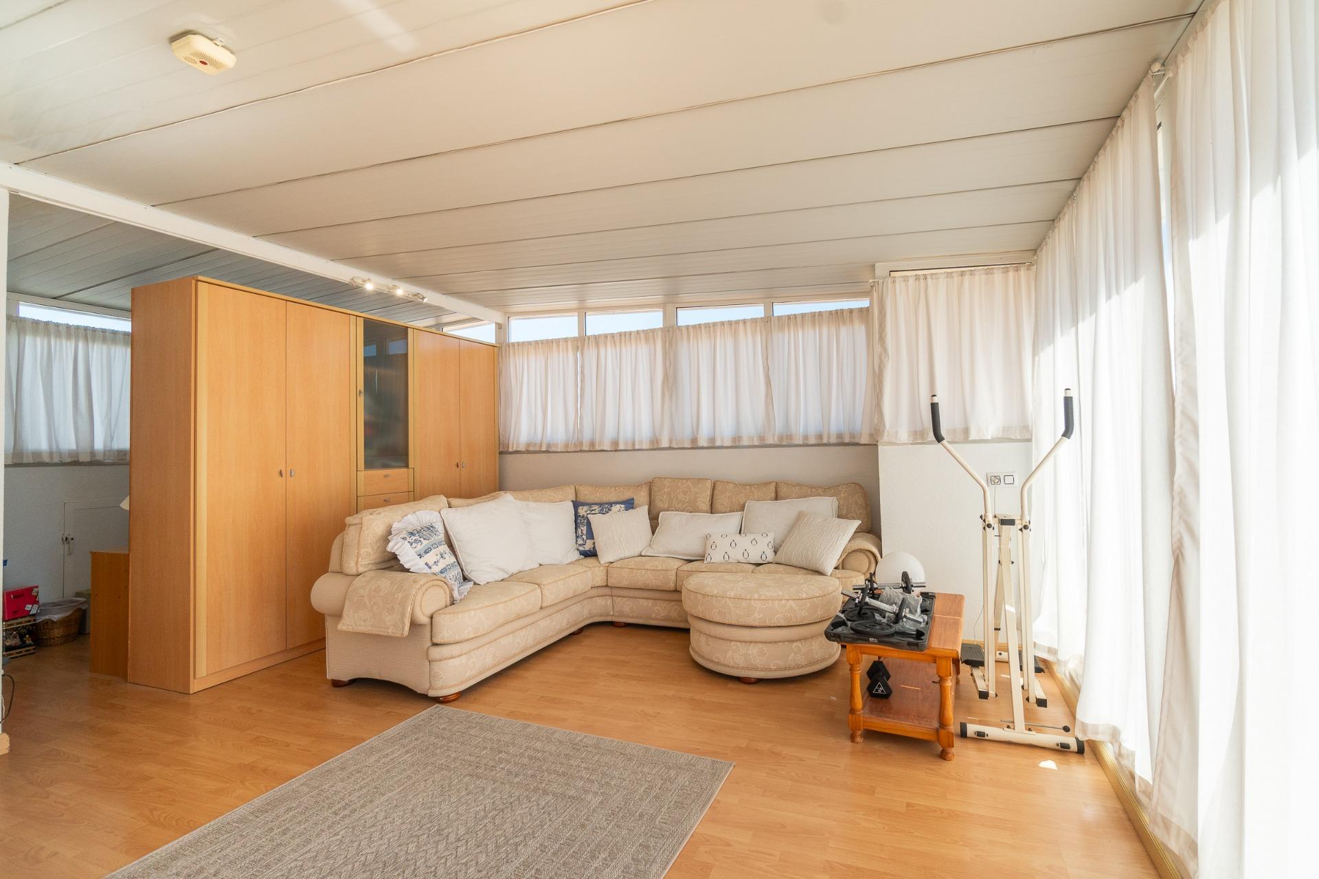 For sale - 3 Bedroom 2 Bathroom Villa in Orihuela Costa - La Zenia  - Alicante