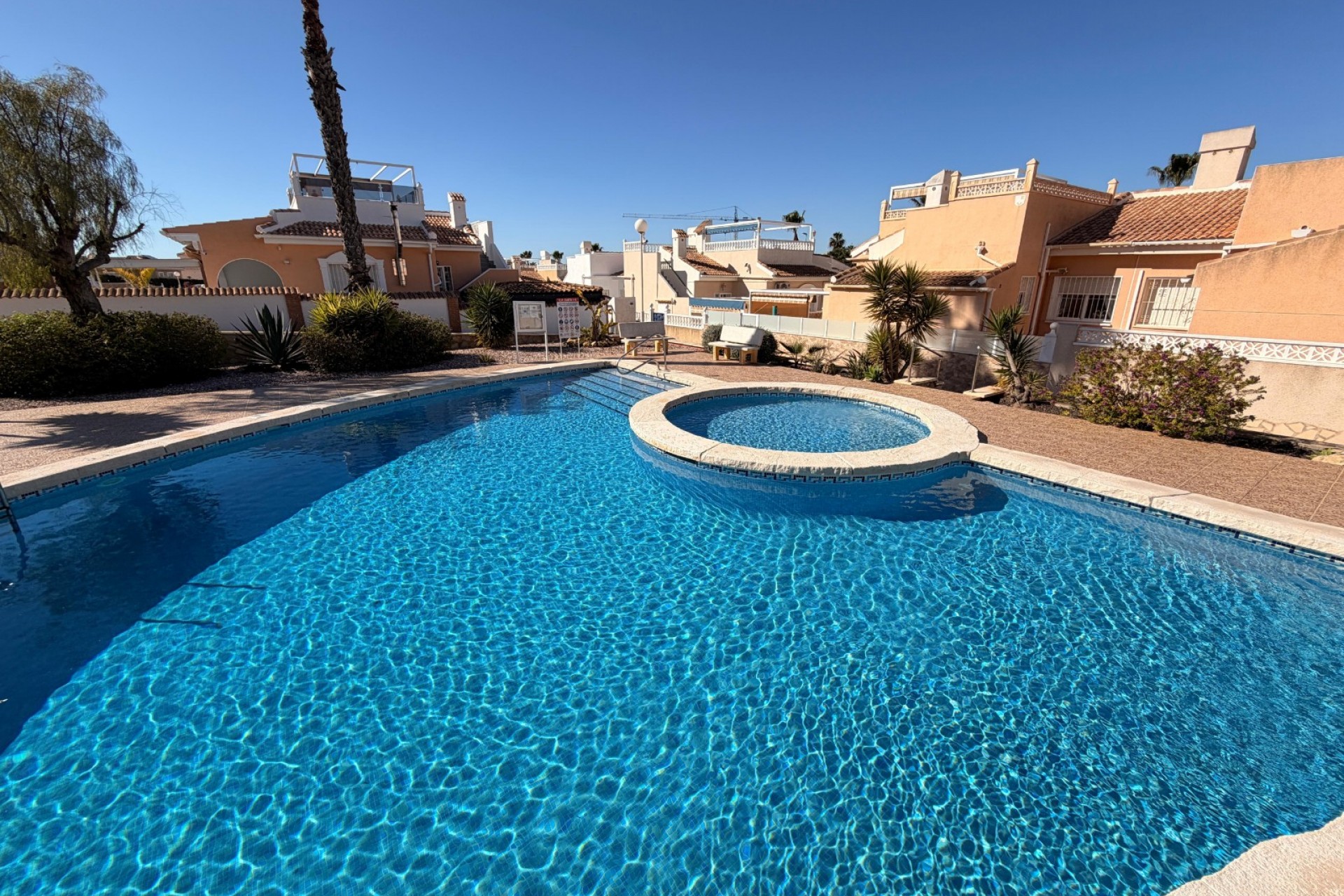 For sale - 2 Bedroom 2 Bathroom Semi-Detached in Ciudad Quesada - Rojales  - -