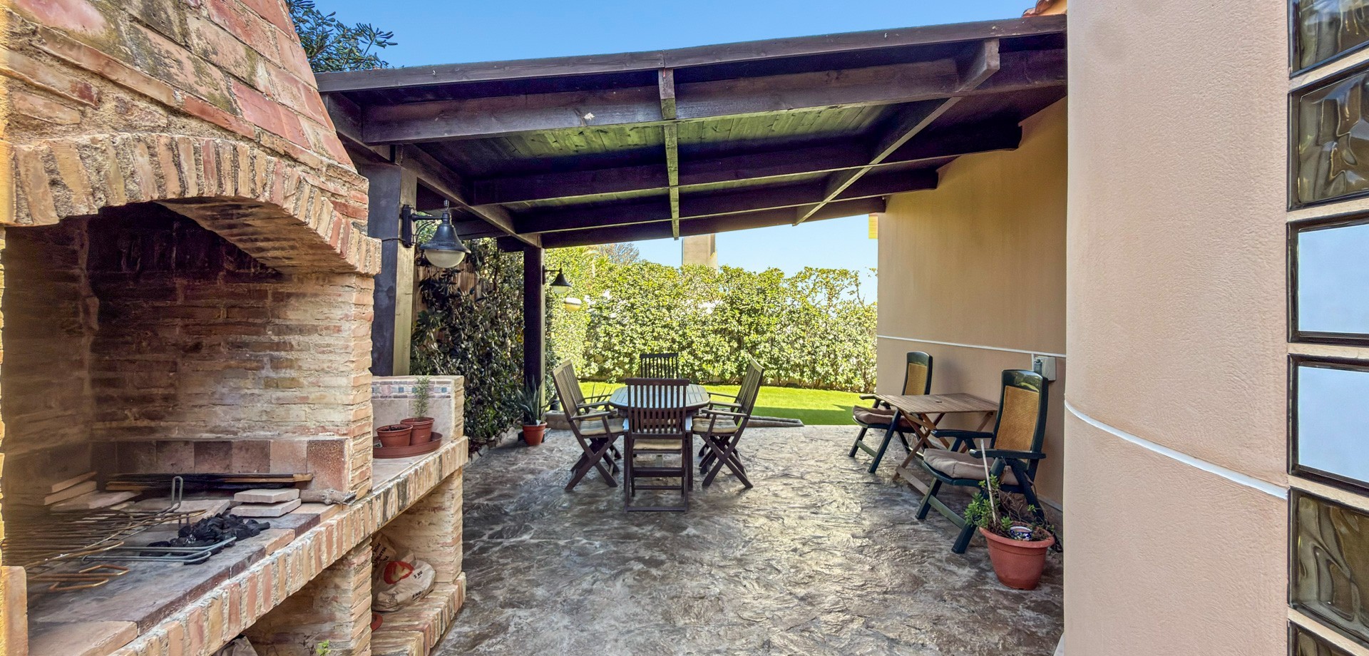 For sale - 5 Bedroom 6 Bathroom Detached Villa in Torrevieja - Torrelamata - La Mata  - Costa Blanca (Alicante)