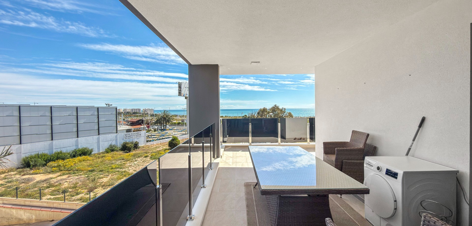 For sale - 3 Bedroom 2 Bathroom Apartment in Orihuela Costa - Playa Flamenca  - Costa Blanca (Alicante)