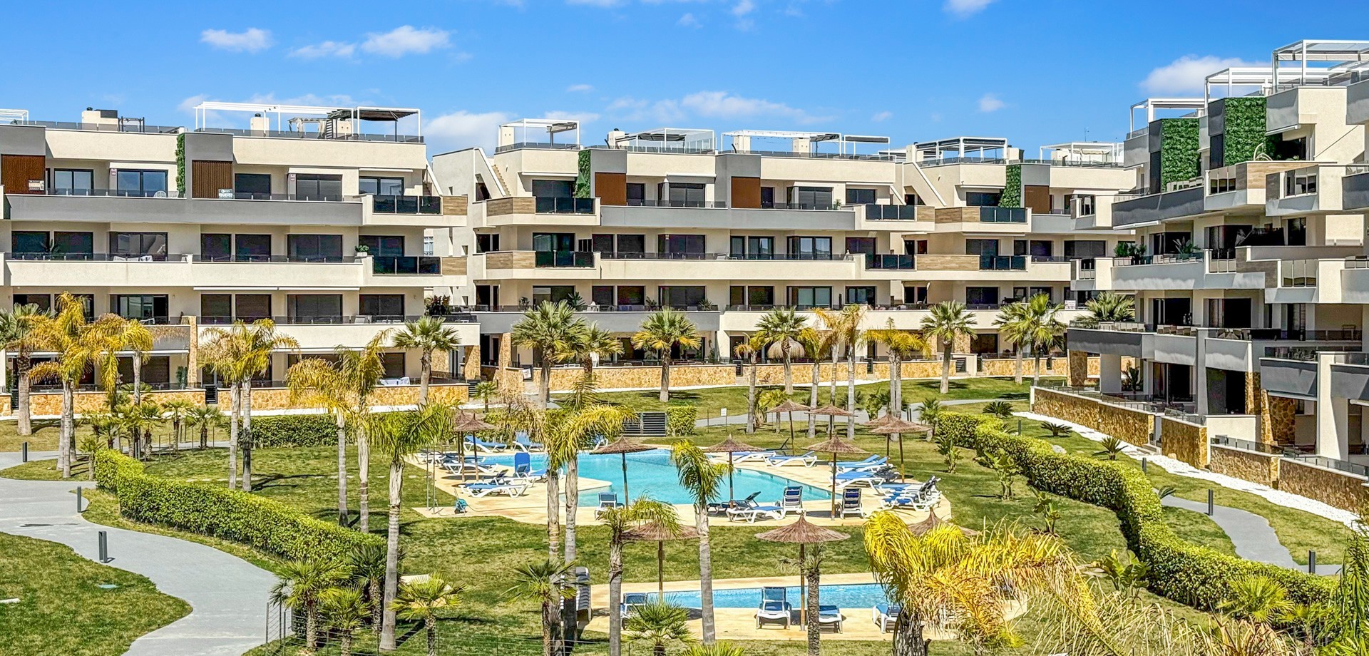 For sale - 3 Bedroom 2 Bathroom Apartment in Orihuela Costa - Playa Flamenca  - Costa Blanca (Alicante)