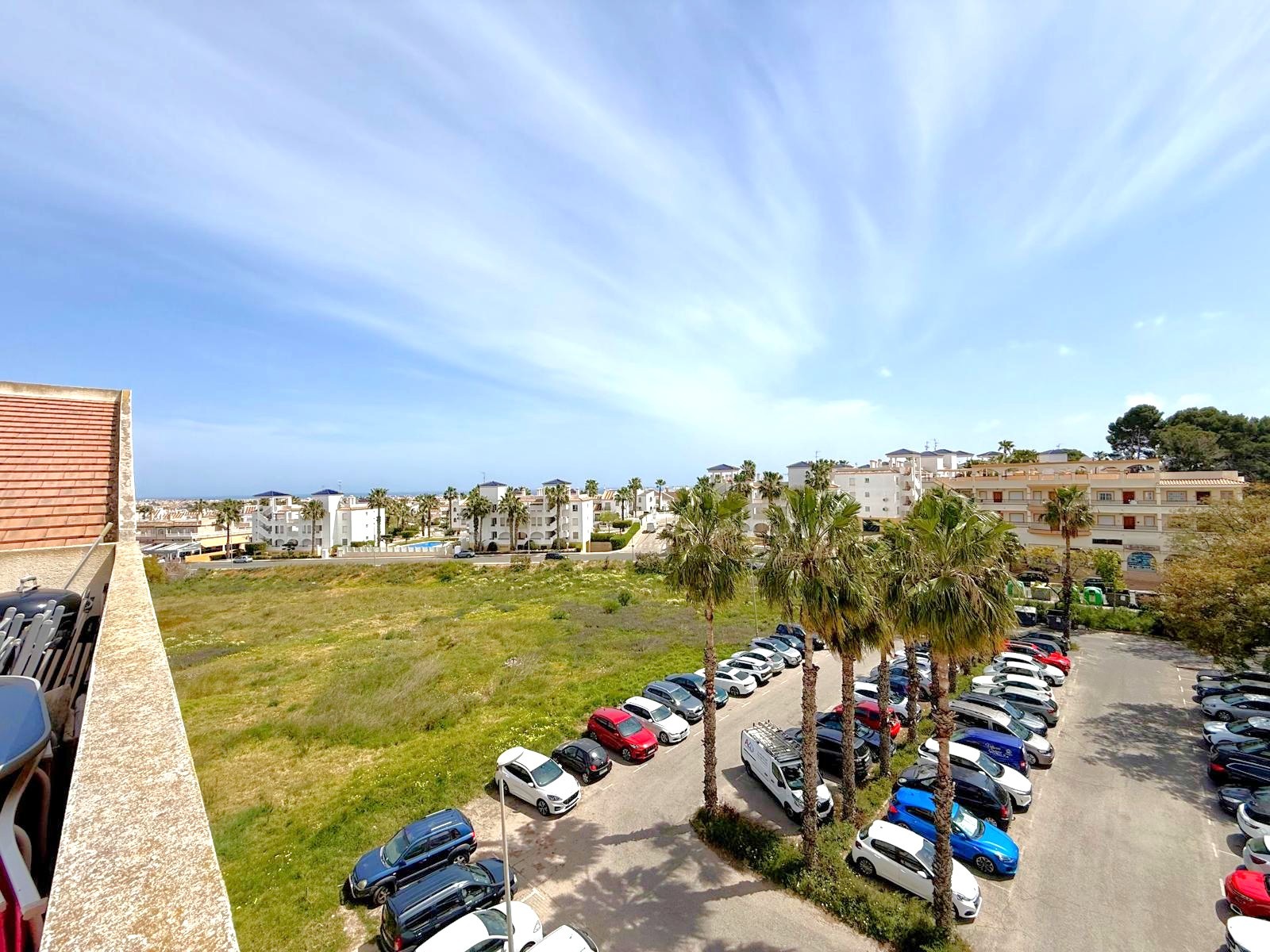For sale - 2 Bedroom 1 Bathroom Penthouse in Villamartin - Villamartín  - Alicante