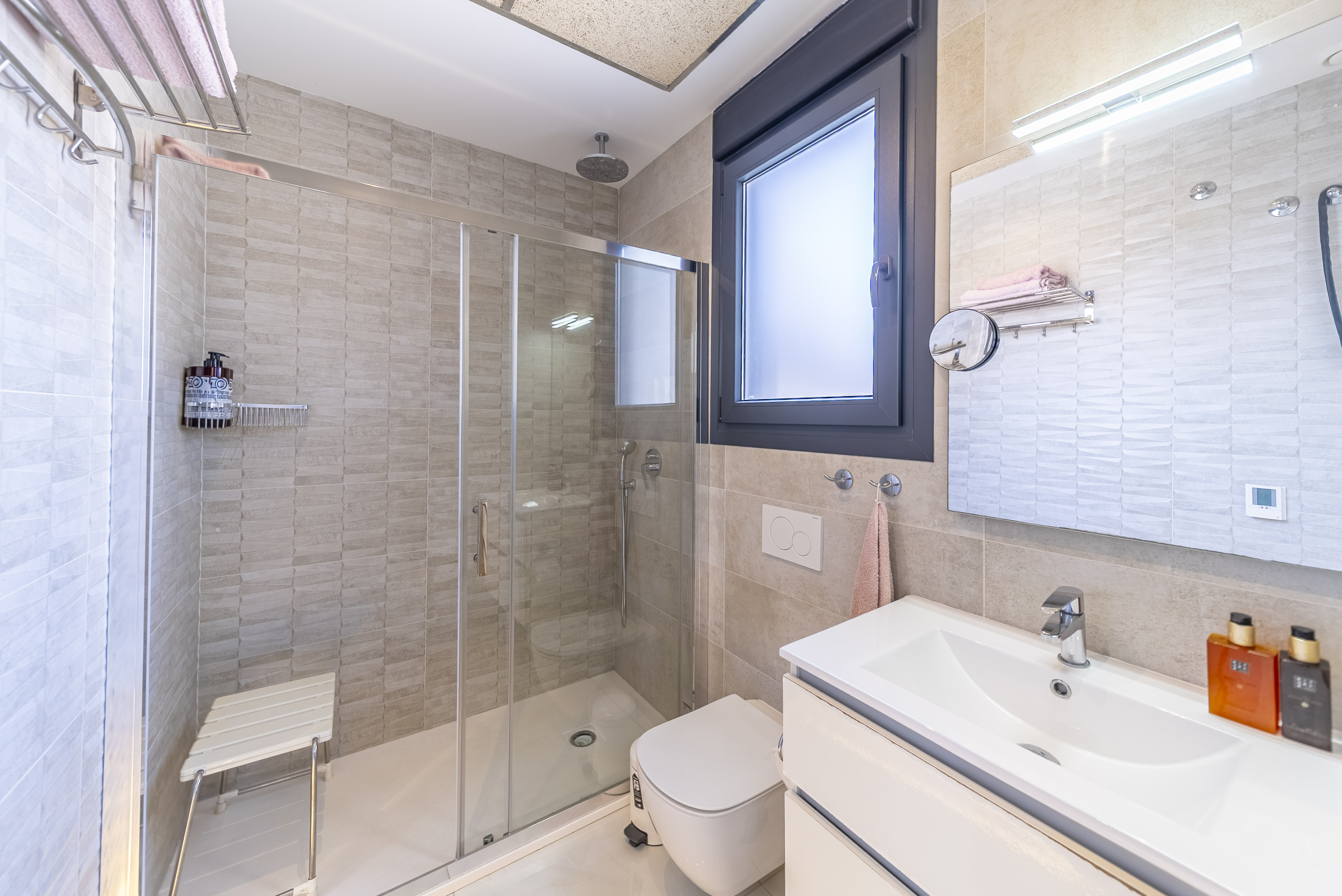 For sale - 4 Bedroom 4 Bathroom Villa in Orihuela Costa - Lomas De Cabo Roig  - Alicante