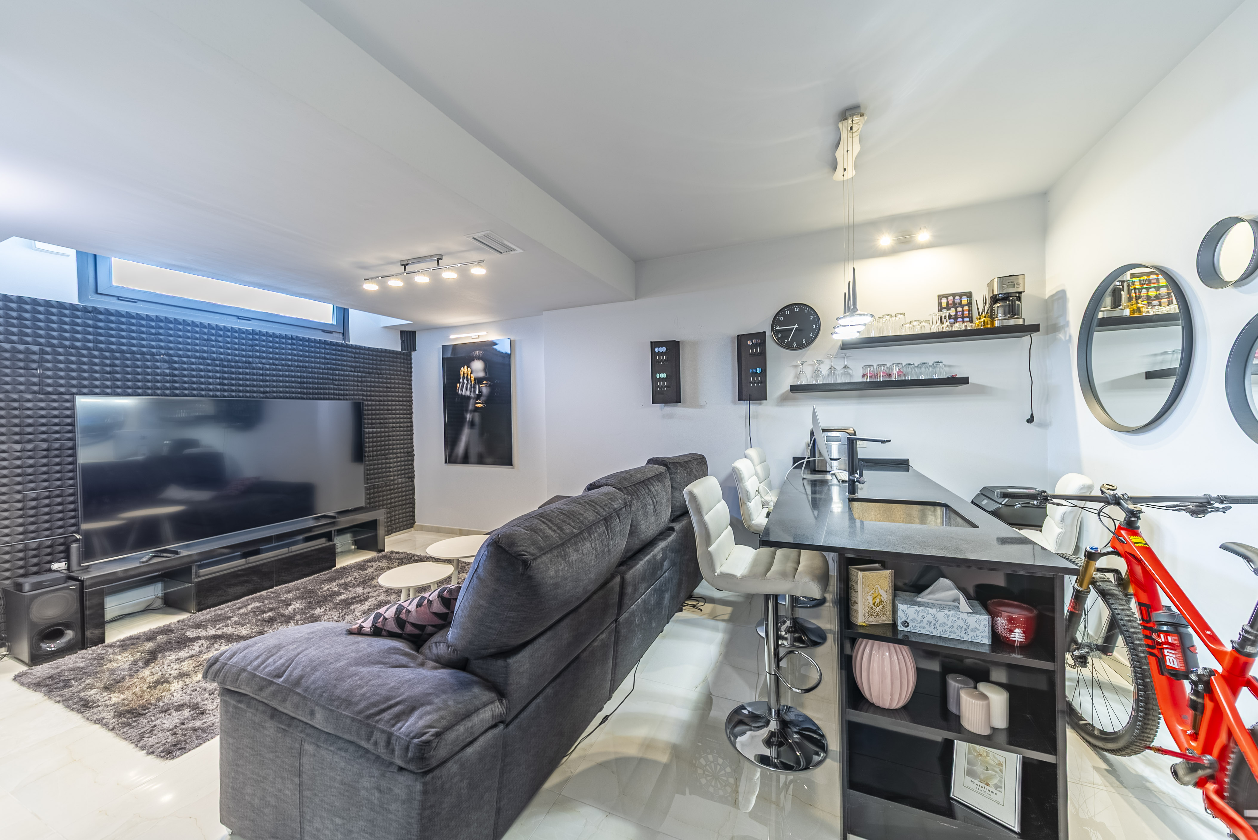 For sale - 4 Bedroom 4 Bathroom Villa in Orihuela Costa - Lomas De Cabo Roig  - Alicante