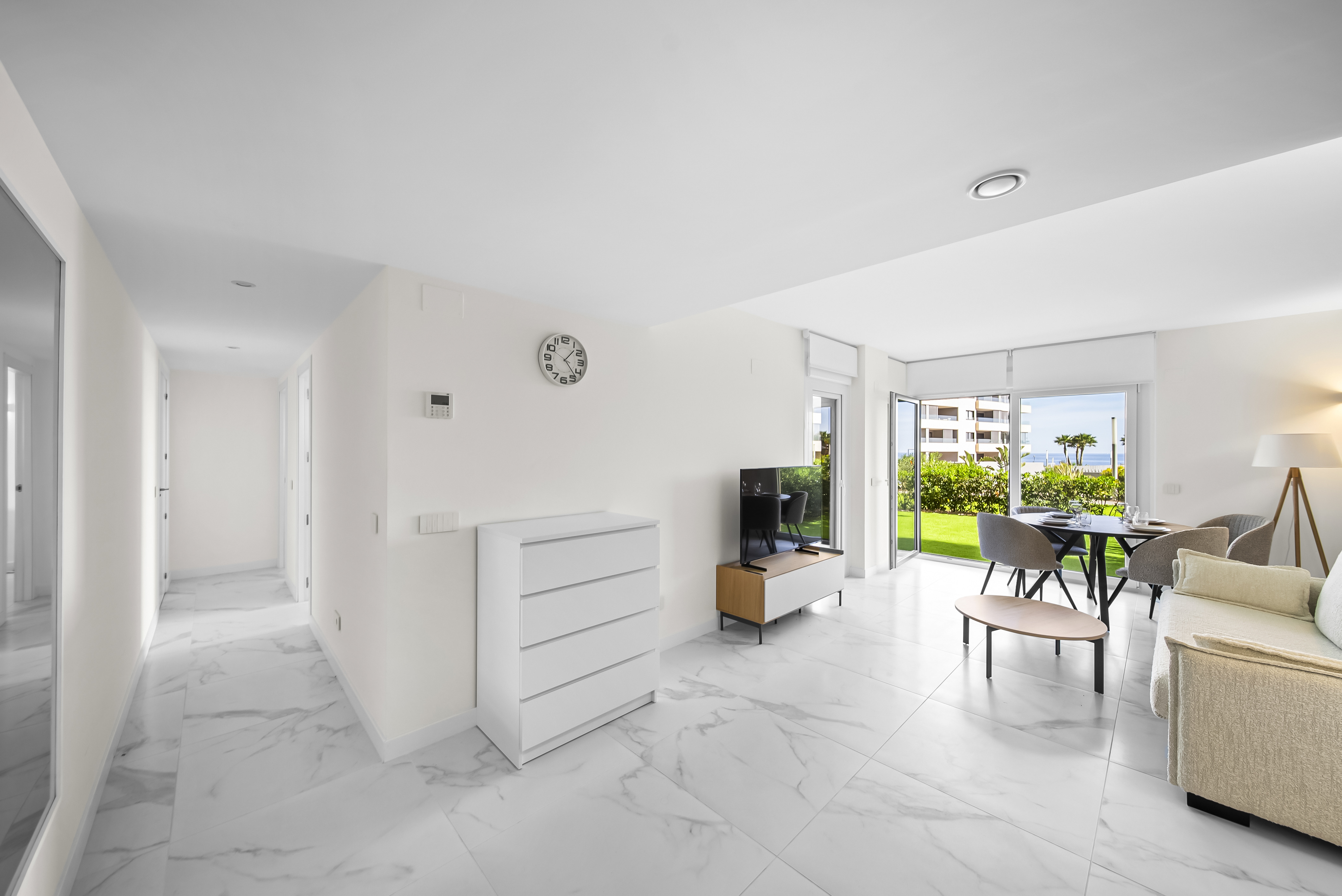 For sale - 2 Bedroom 2 Bathroom Apartamento in Torrevieja - Punta Prima  - Alicante