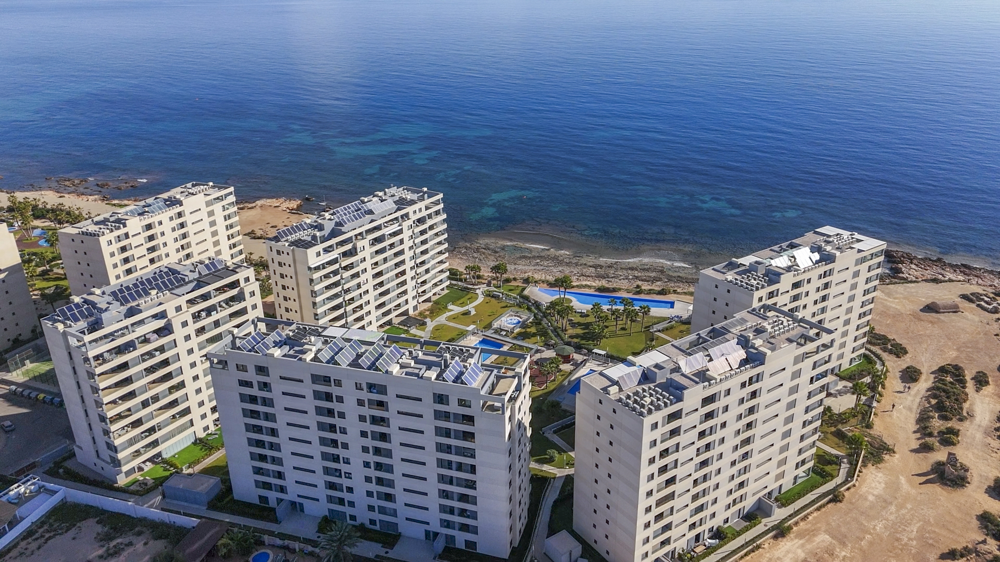For sale - 2 Bedroom 2 Bathroom Apartamento in Torrevieja - Punta Prima  - Alicante