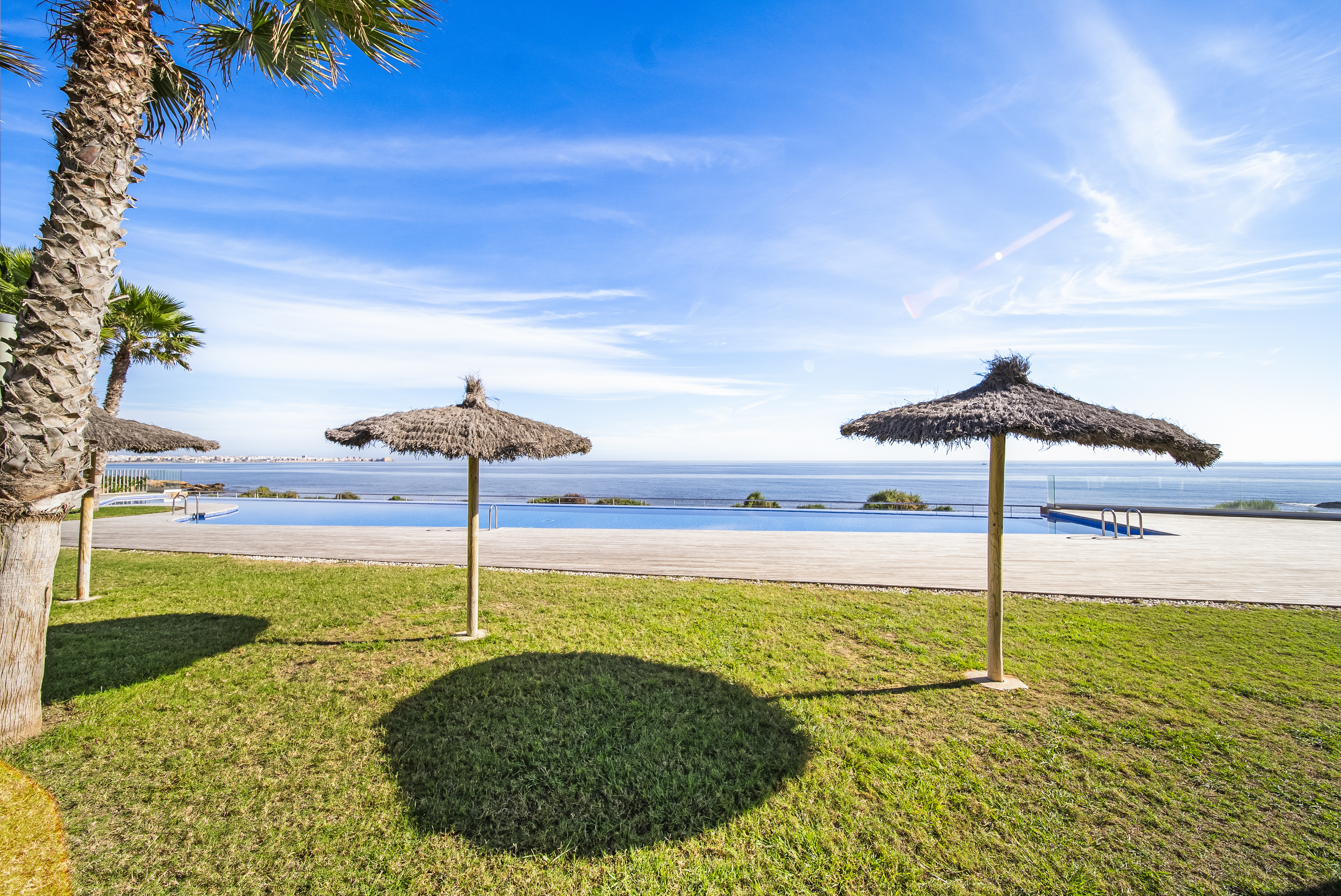 For sale - 3 Bedroom 2 Bathroom Apartamento in Torrevieja - Punta Prima  - Alicante