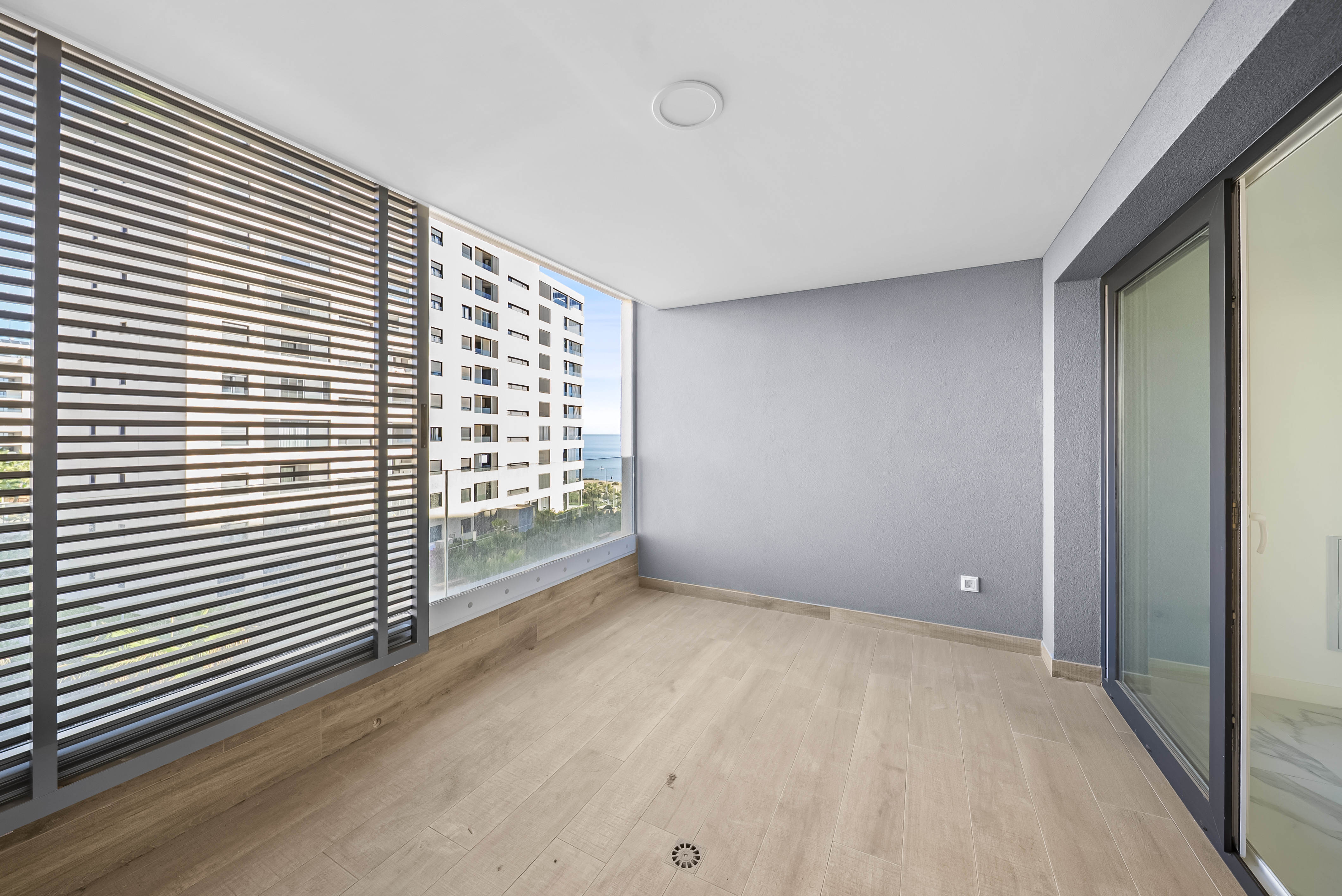 For sale - 3 Bedroom 2 Bathroom Apartamento in Torrevieja - Punta Prima  - Alicante