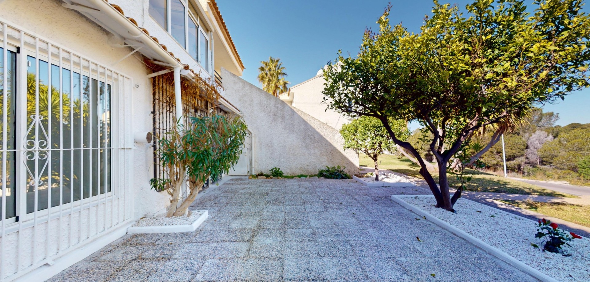 For sale - 2 Bedroom 1 Bathroom Apartment in Orihuela Costa - Villamartín  - Costa Blanca (Alicante)