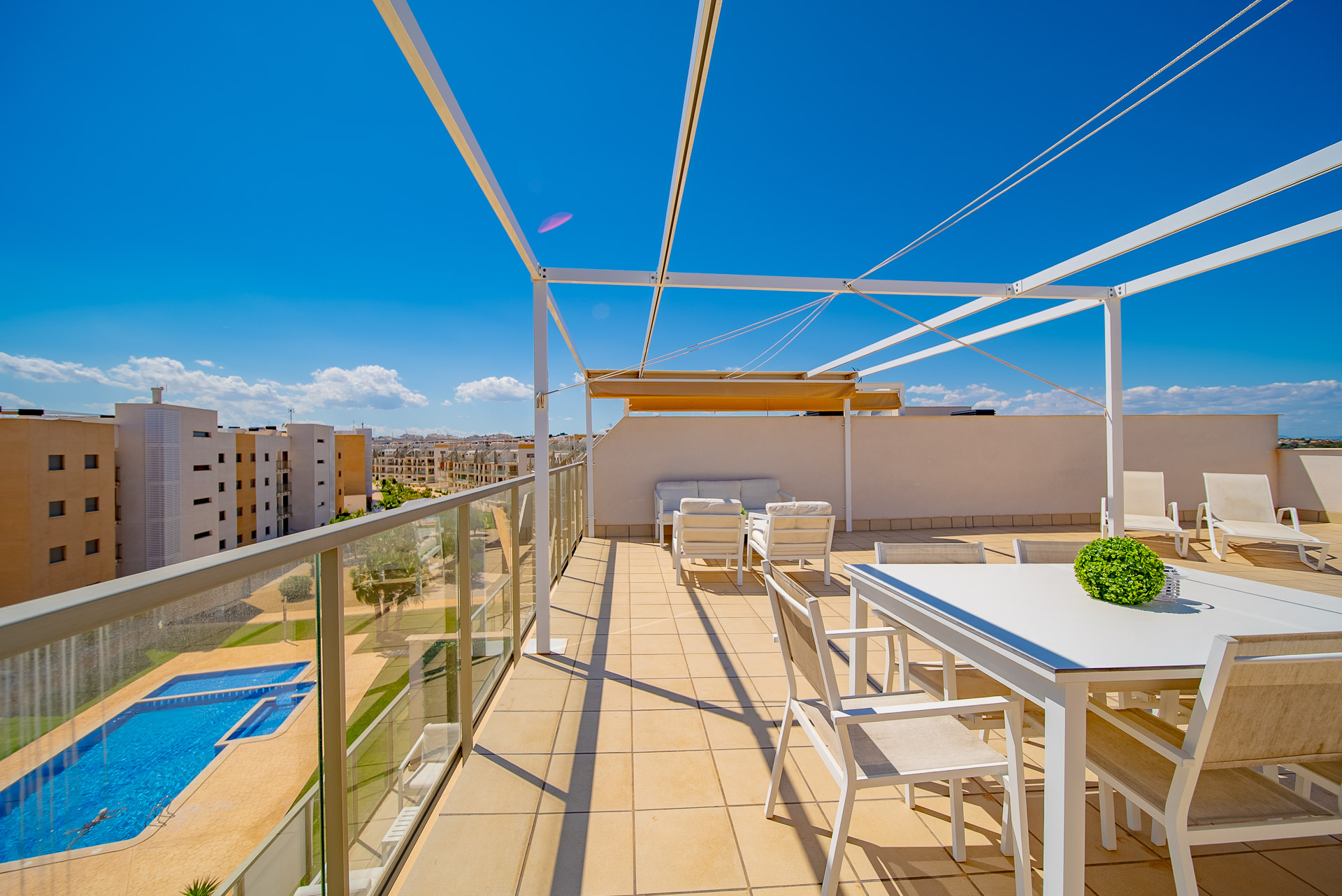 For sale - 3 Bedroom 2 Bathroom Ático in Orihuela Costa - Villamartin  - Alicante