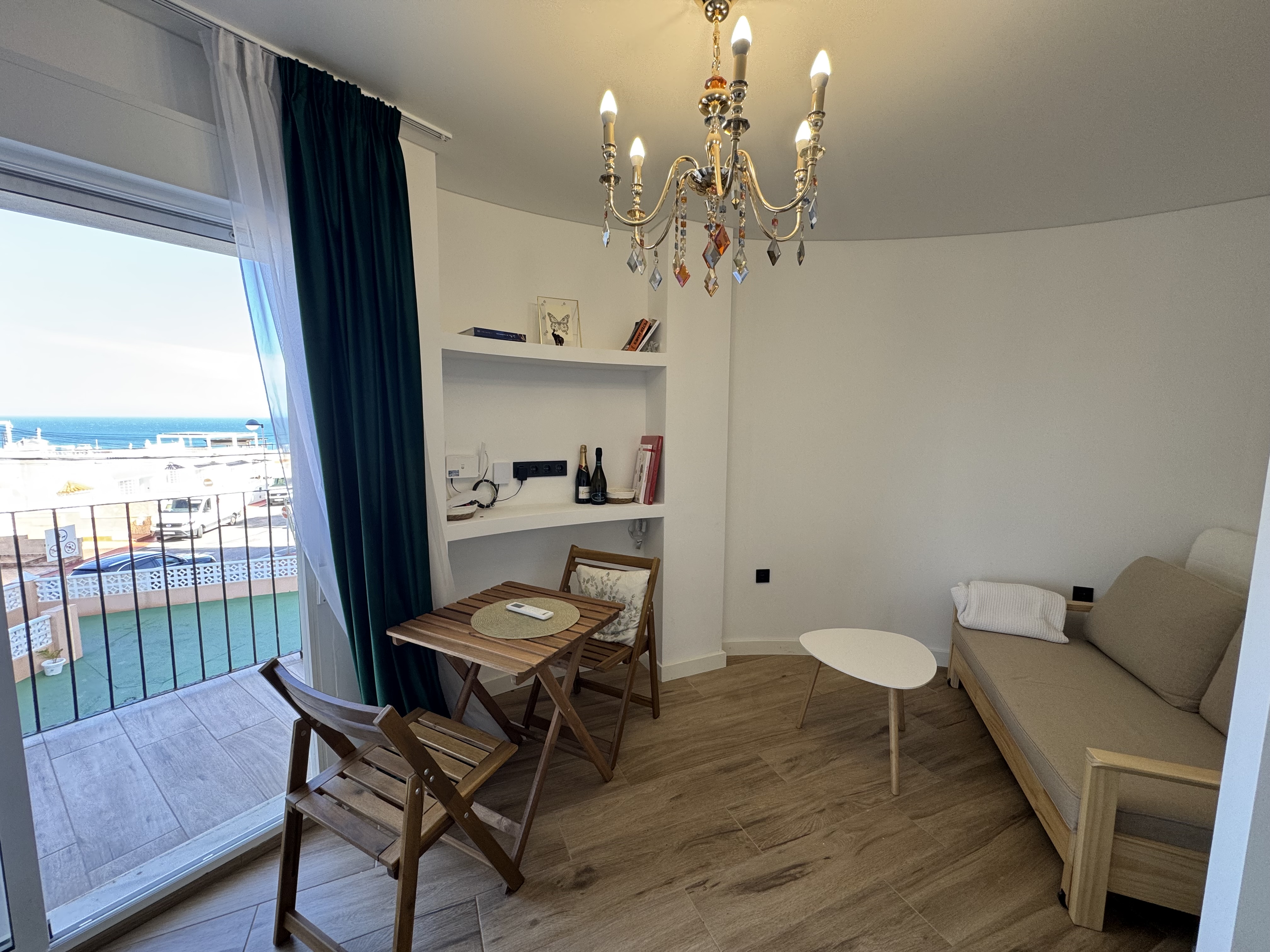 For sale - 1 Bathroom Apartamento in Torrevieja - La Mata  - Alicante