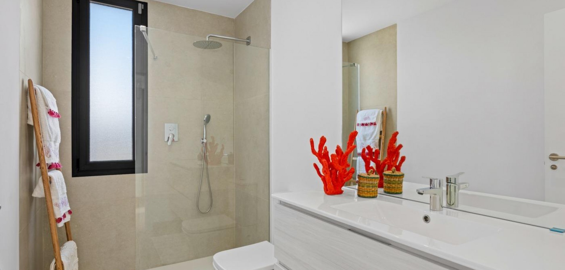 For sale - 3 Bedroom 2 Bathroom Detached Villa in Cartagena - Mar De Cristal  - Murcia