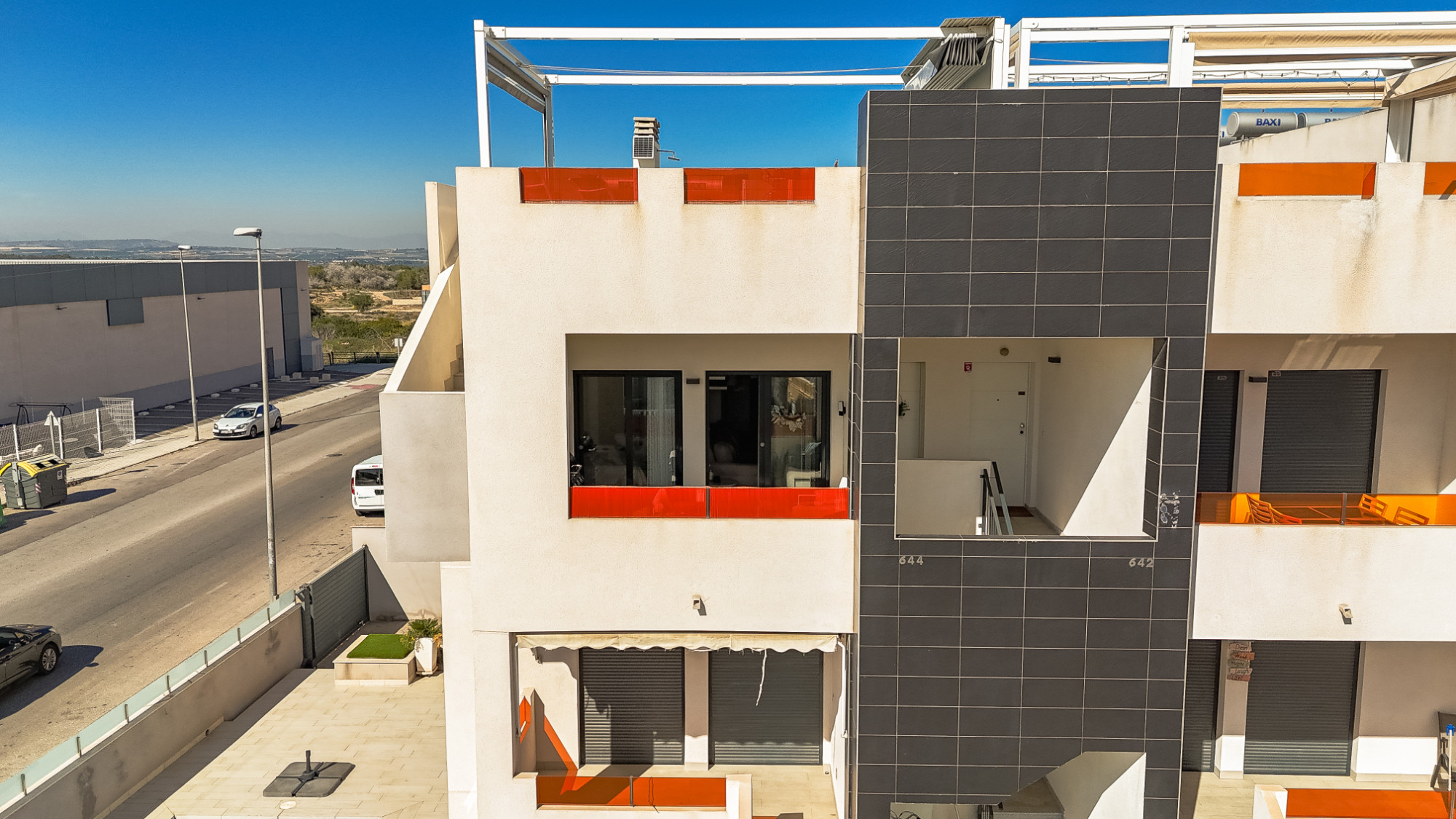 For sale - 2 Bedroom 2 Bathroom Bungalow in Los Altos - Los Altos  - Alicante