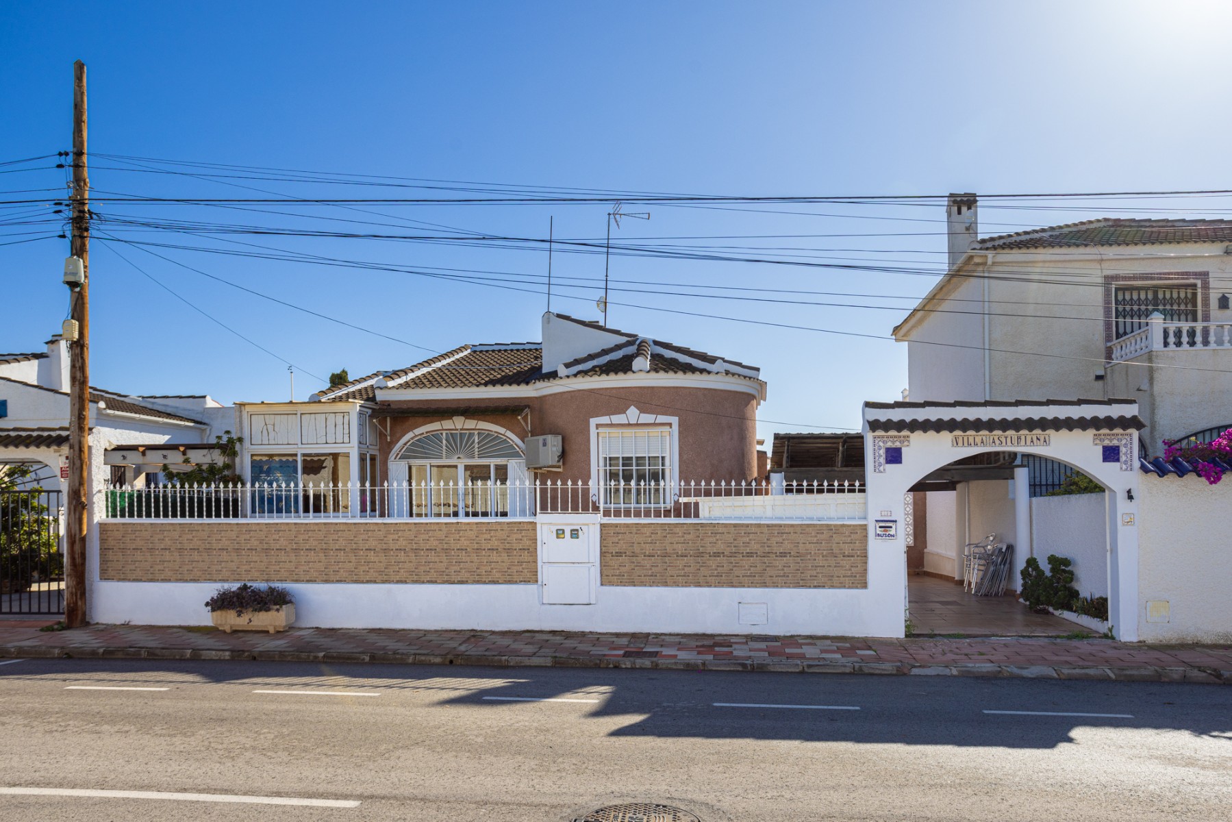 For sale - 3 Bedroom 2 Bathroom Detached Villa in Torrevieja - Urbanización San Luis  - Alicante