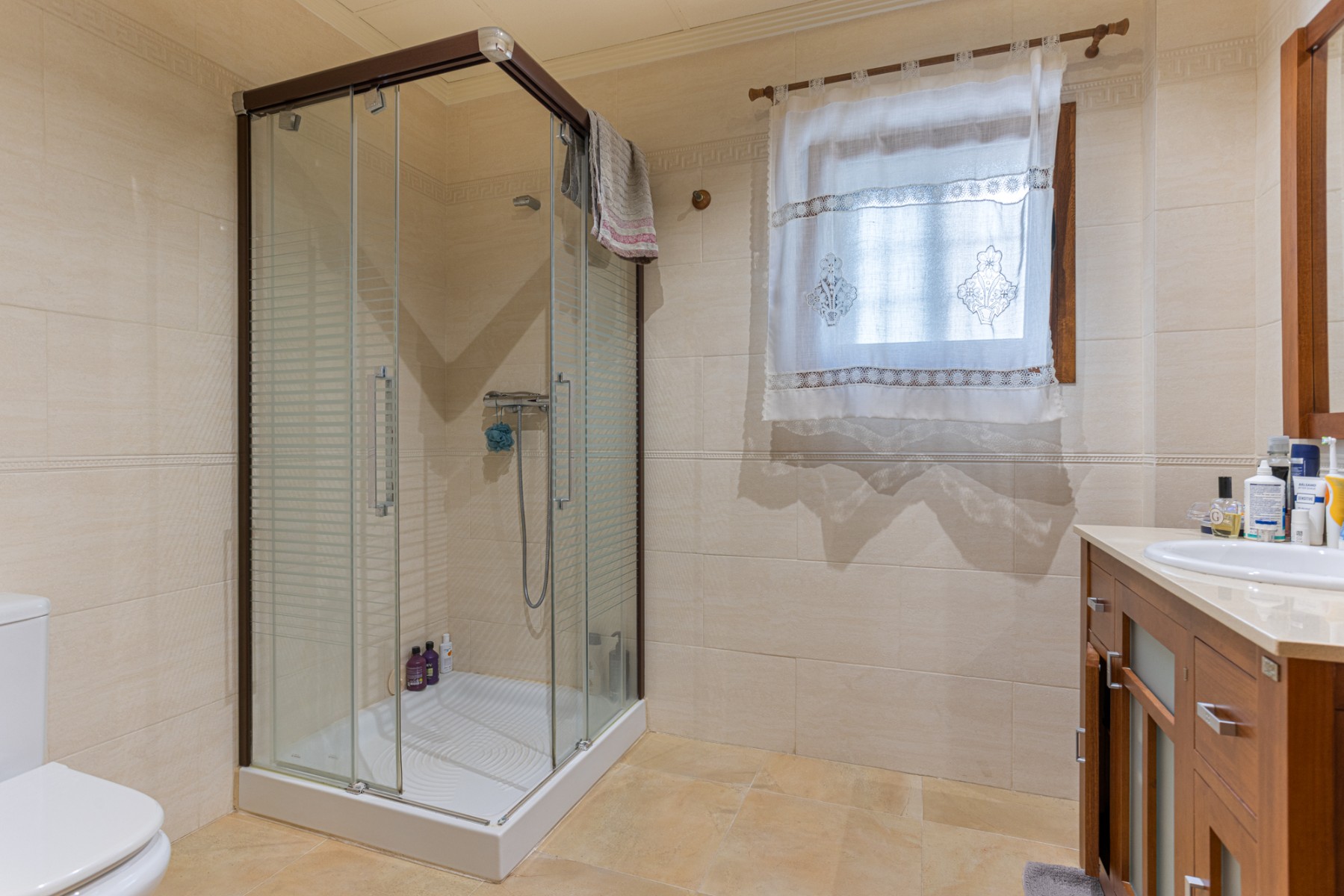 For sale - 4 Bedroom 3 Bathroom Detached Villa in Los Montesinos - La Herrada  - Alicante
