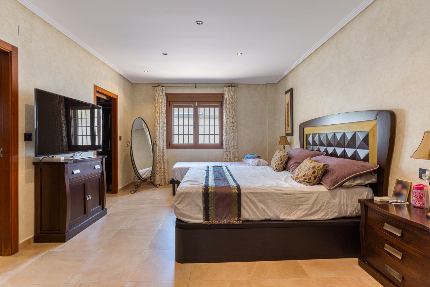 For sale - 4 Bedroom 3 Bathroom Detached Villa in Los Montesinos - La Herrada  - Alicante