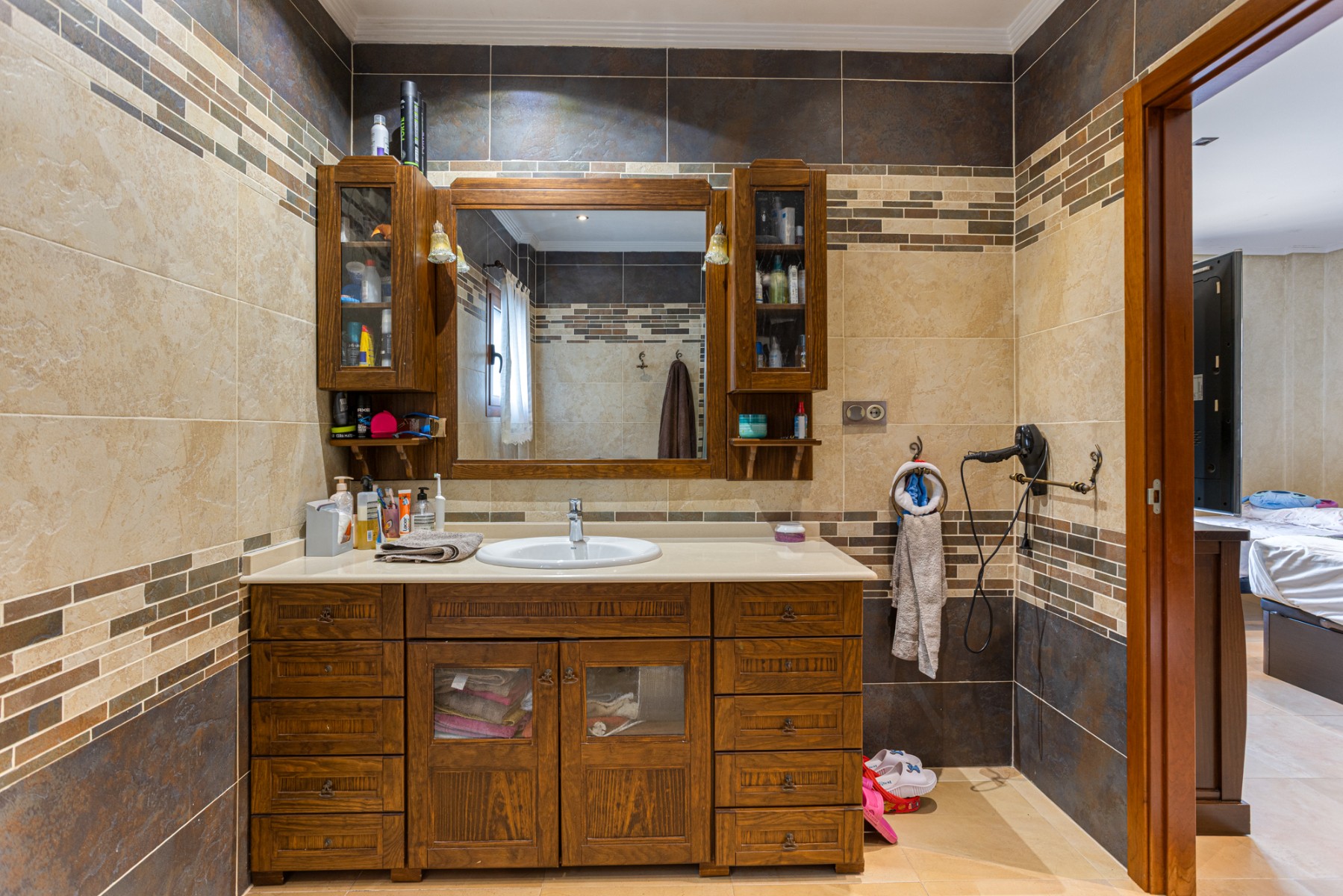 For sale - 4 Bedroom 3 Bathroom Detached Villa in Los Montesinos - La Herrada  - Alicante