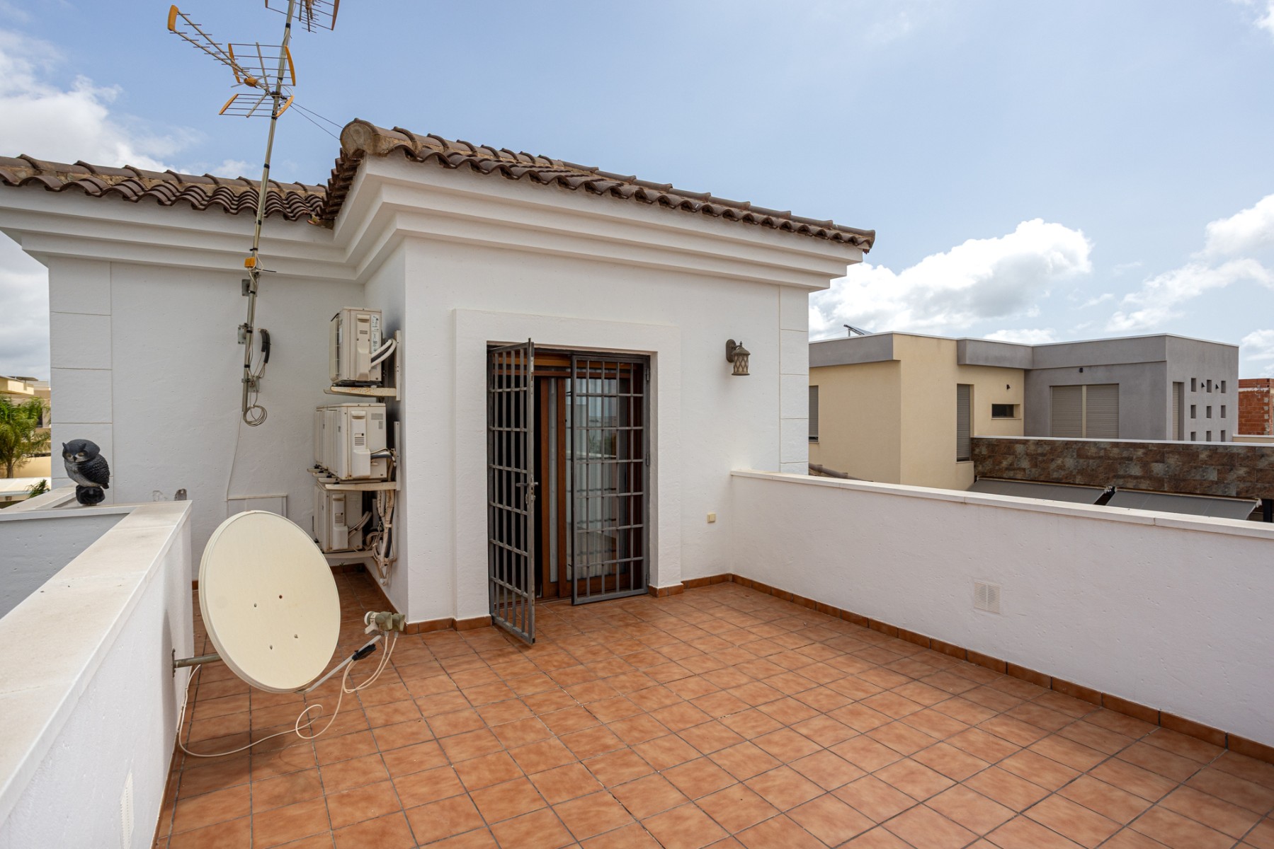 For sale - 4 Bedroom 3 Bathroom Detached Villa in Los Montesinos - La Herrada  - Alicante