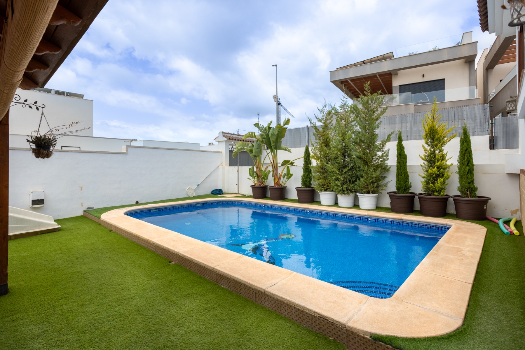 For sale - 4 Bedroom 3 Bathroom Detached Villa in Los Montesinos - La Herrada  - Alicante