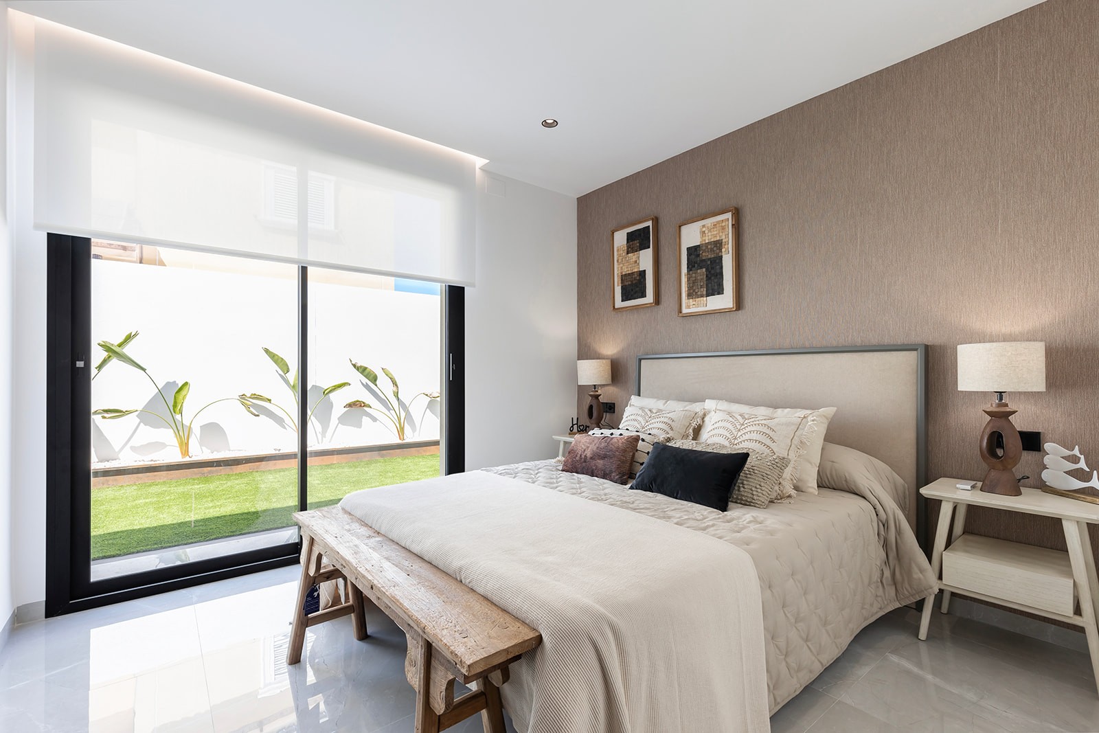 For sale - 3 Bedroom 2 Bathroom Villa in El Chaparral - Inland  - Alicante