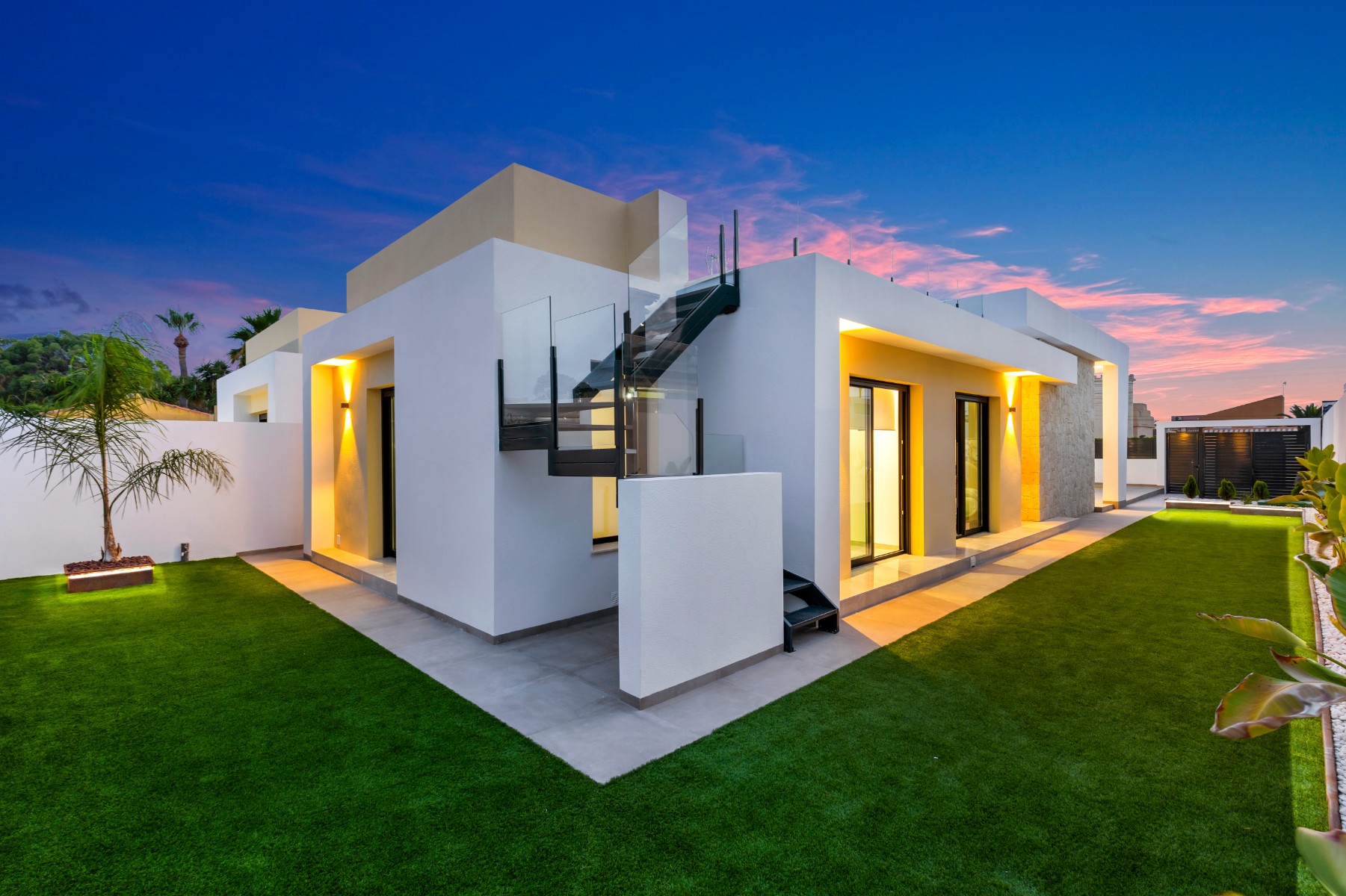 For sale - 3 Bedroom 2 Bathroom Villa in El Chaparral - Inland  - Alicante
