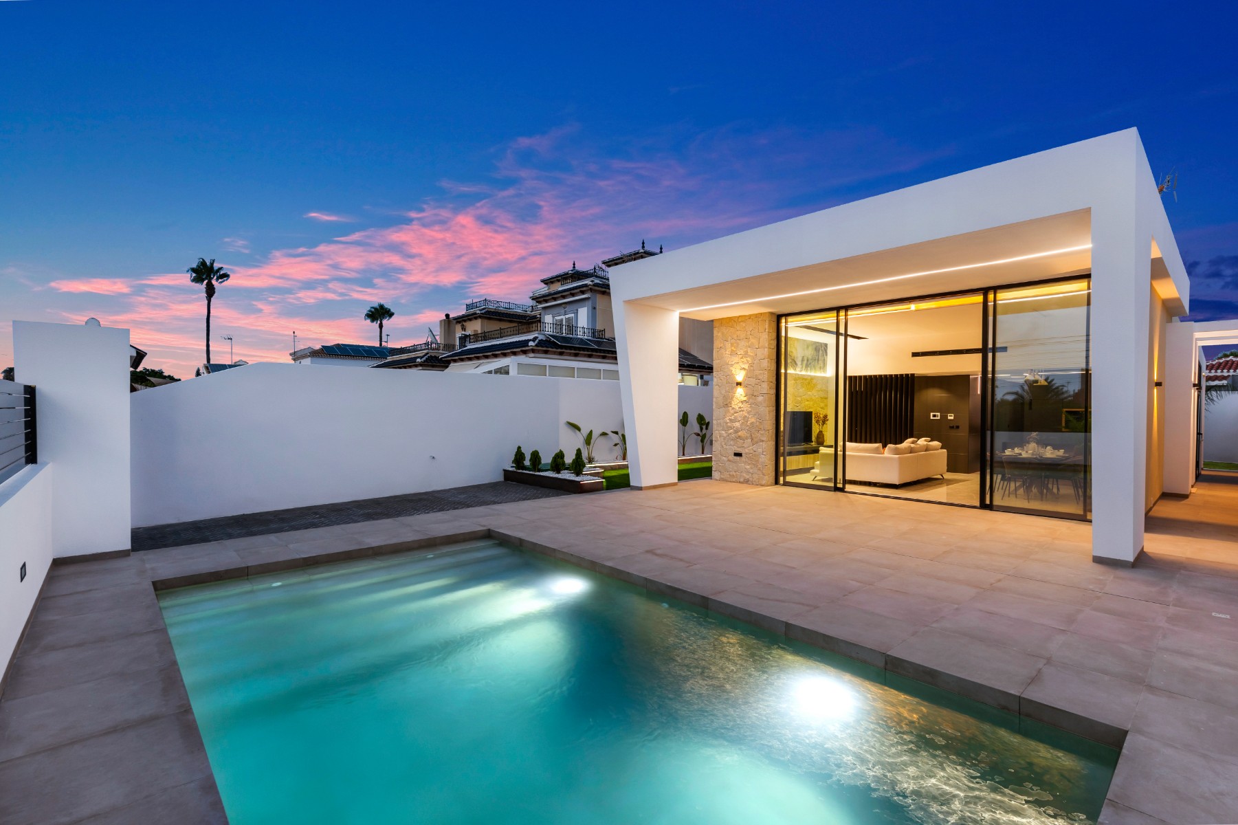 For sale - 3 Bedroom 2 Bathroom Villa in El Chaparral - Inland  - Alicante
