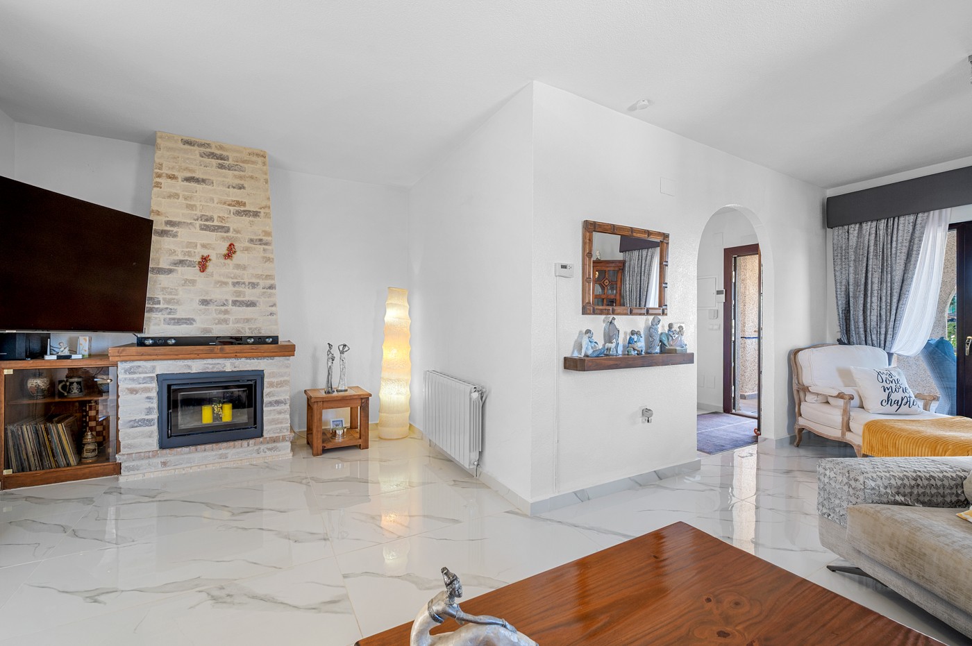 For sale - 5 Bedroom 4 Bathroom Villa in Almoradi - Inland  - Alicante