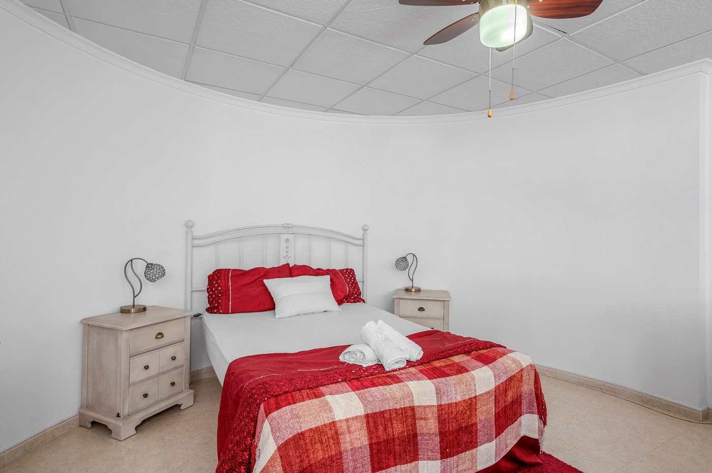 For sale - 5 Bedroom 4 Bathroom Villa in Almoradi - Inland  - Alicante