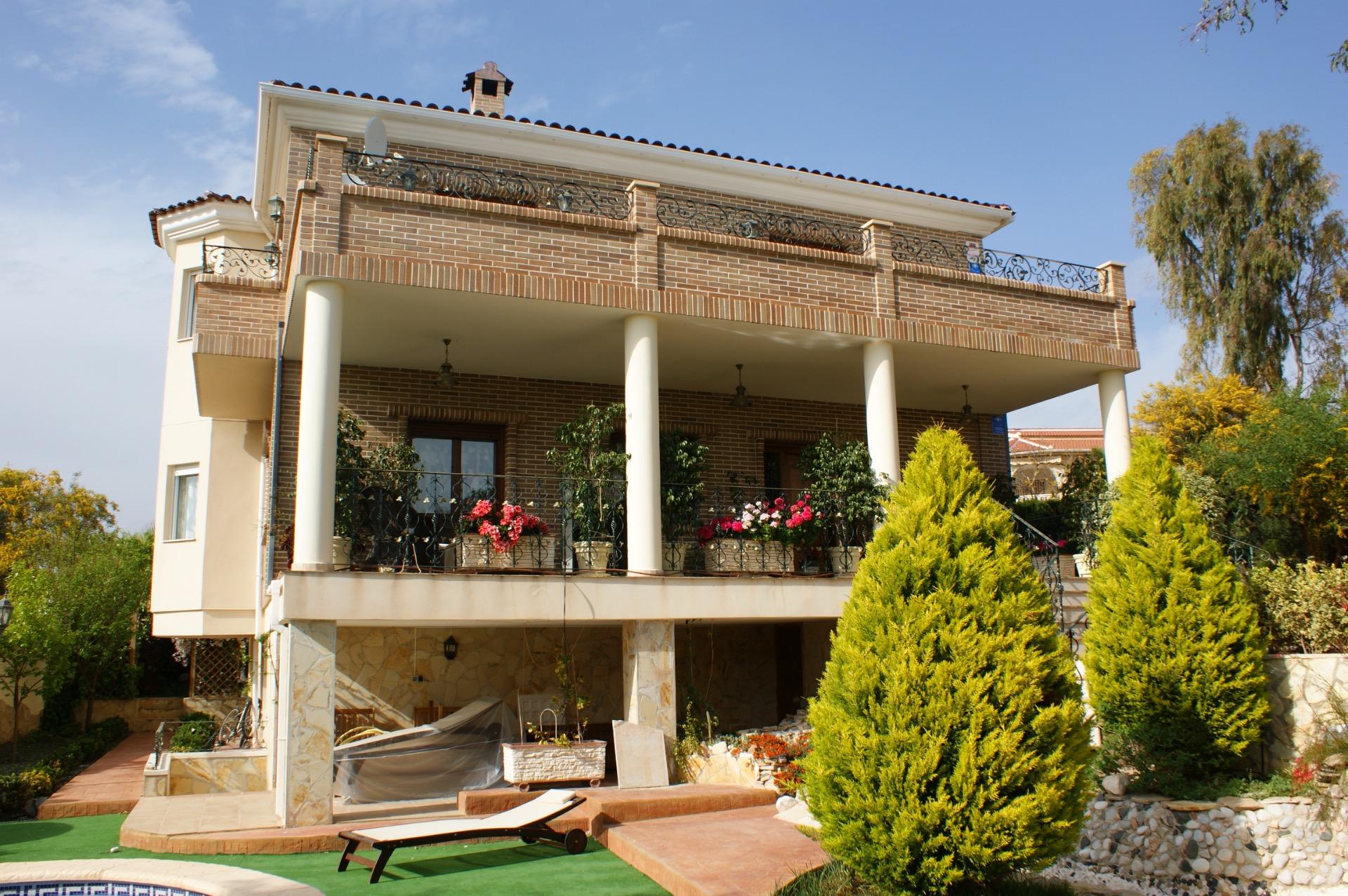 For sale - 5 Bedroom 4 Bathroom Villa in Rojales - Ciudad Quesada  - Alicante