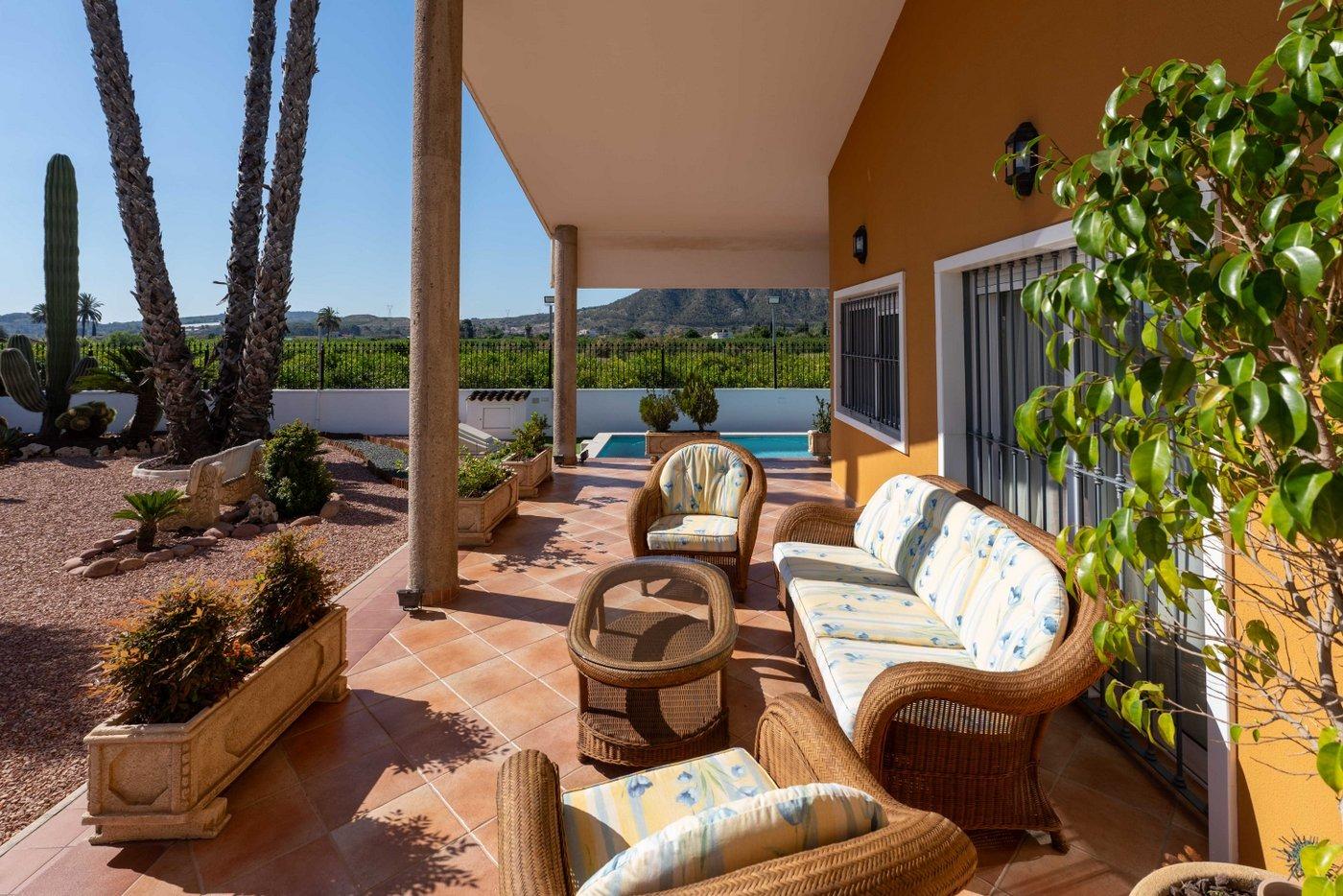 For sale - 5 Bedroom 3 Bathroom Villa in Orihuela - Orihuela Ciudad  - Alicante