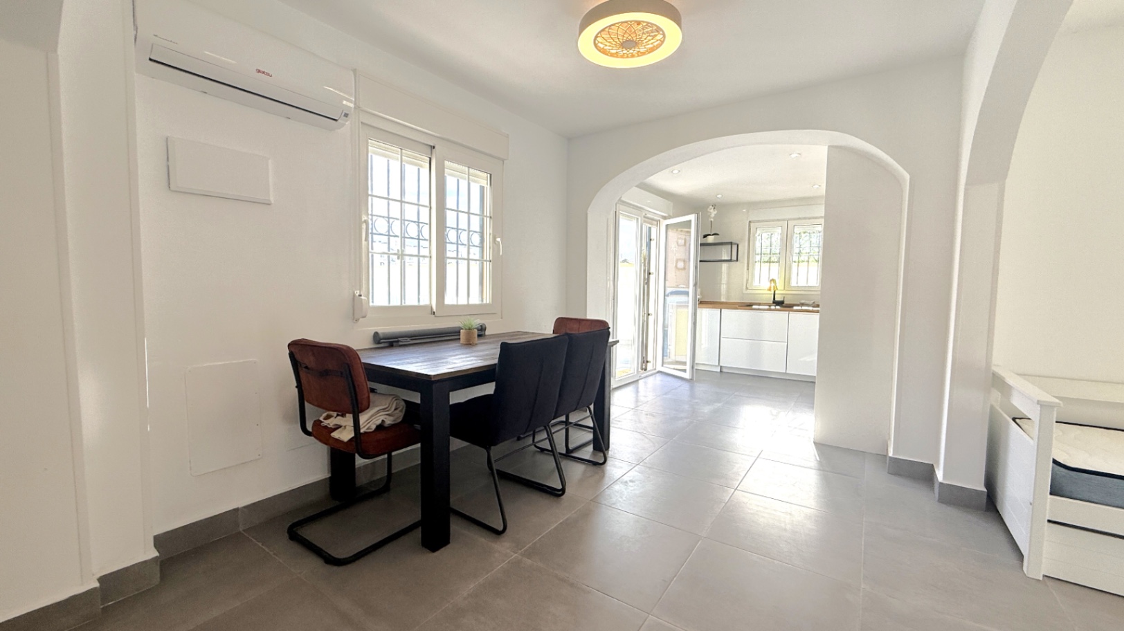 For sale - 2 Bedroom 2 Bathroom Town House in Orihuela - Inland  - Alicante