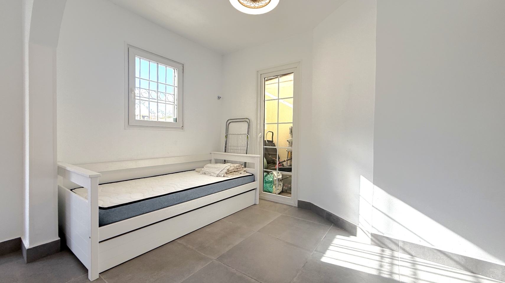 For sale - 2 Bedroom 2 Bathroom Town House in Orihuela - Inland  - Alicante