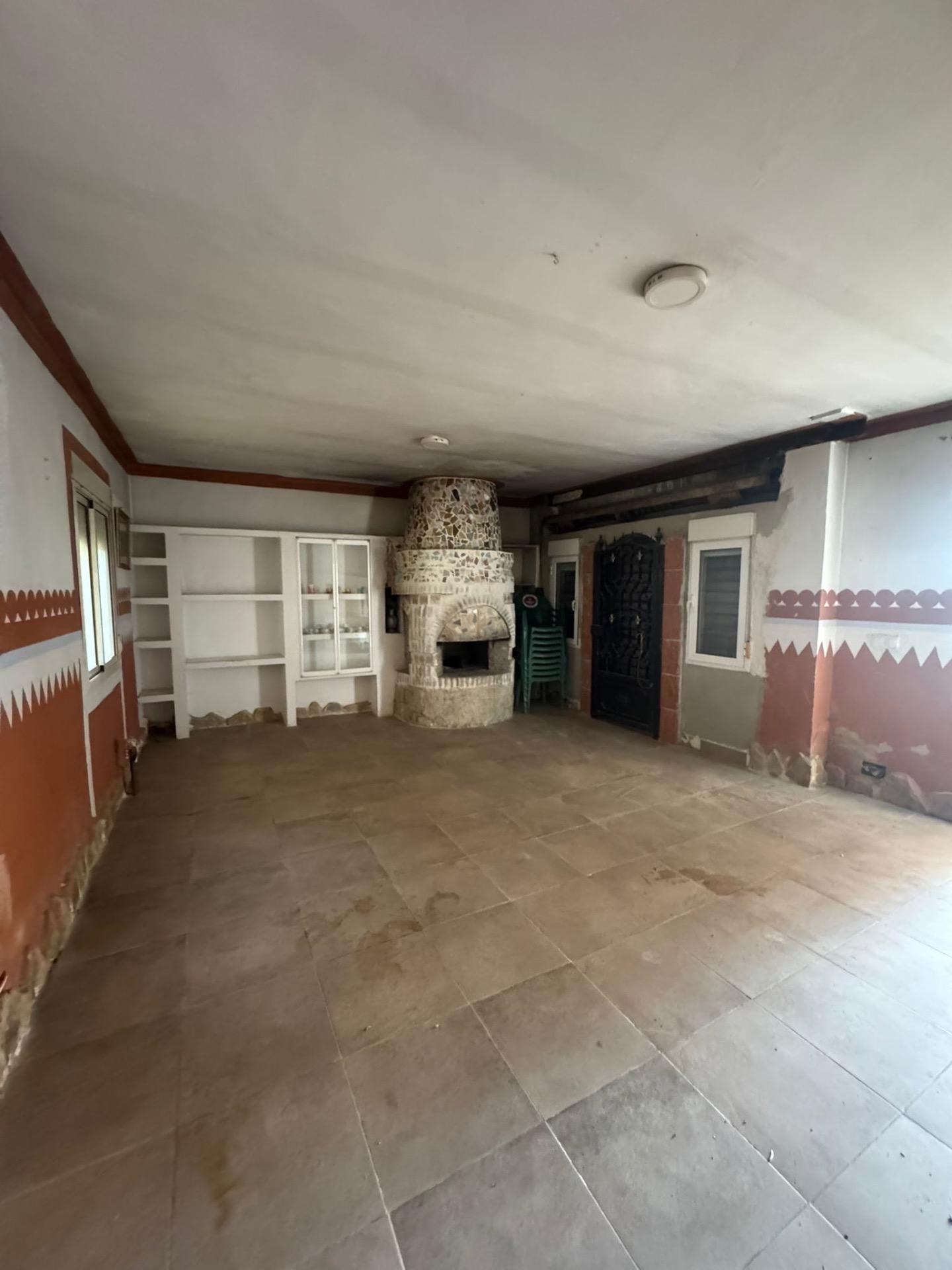 For sale - 5 Bedroom 3 Bathroom Villa in Orihuela - La Campaneta  - Alicante