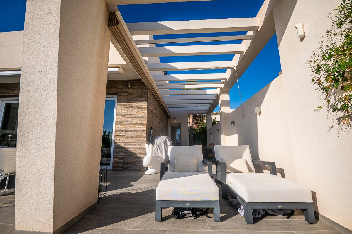 For sale - 2 Bedroom 2 Bathroom Villa in Algorfa - Inland  - Alicante