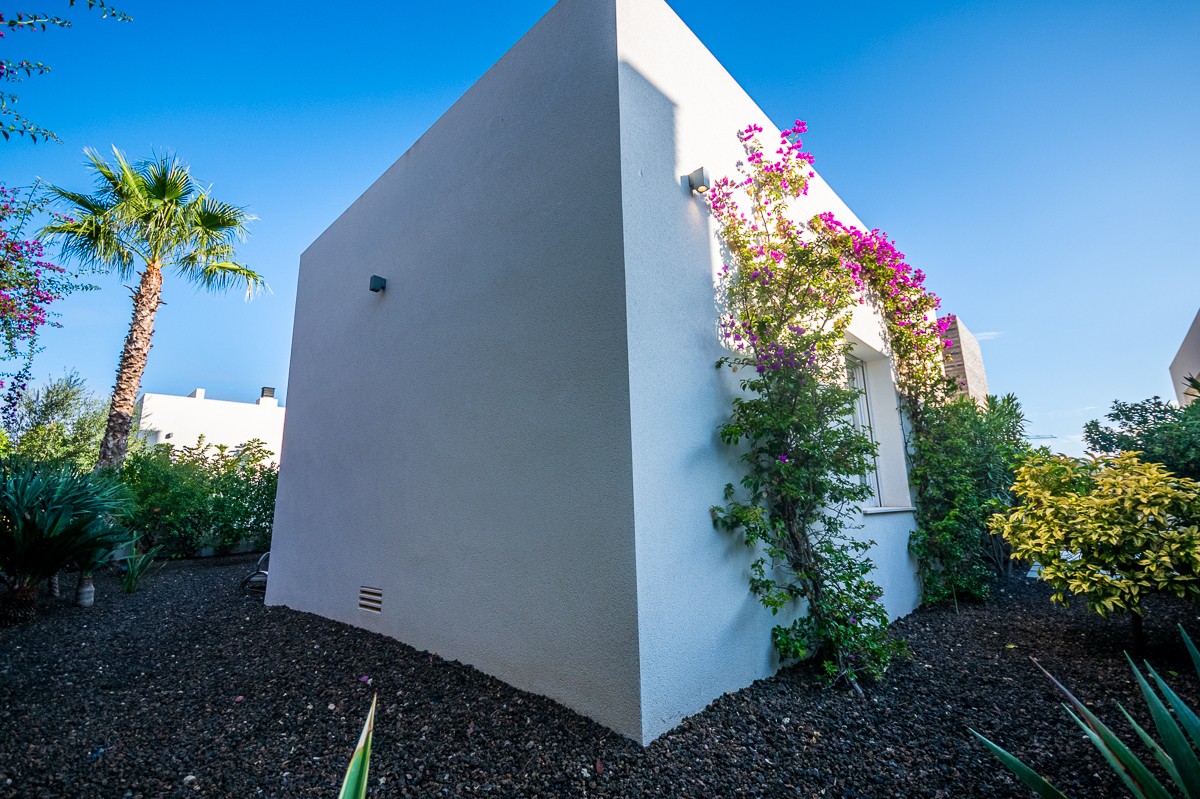 For sale - 2 Bedroom 2 Bathroom Villa in Algorfa - Inland  - Alicante