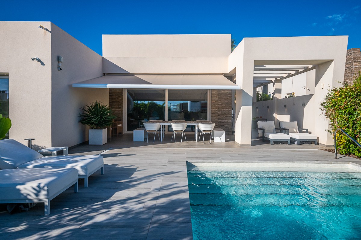 For sale - 2 Bedroom 2 Bathroom Villa in Algorfa - Inland  - Alicante