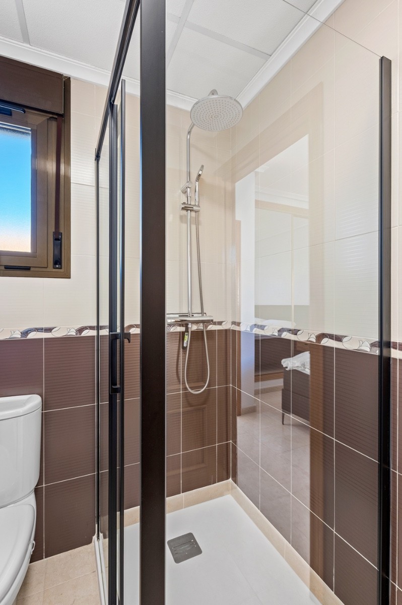 For sale - 3 Bedroom 3 Bathroom Town House in San Miguel de Salinas - Inland  - Alicante