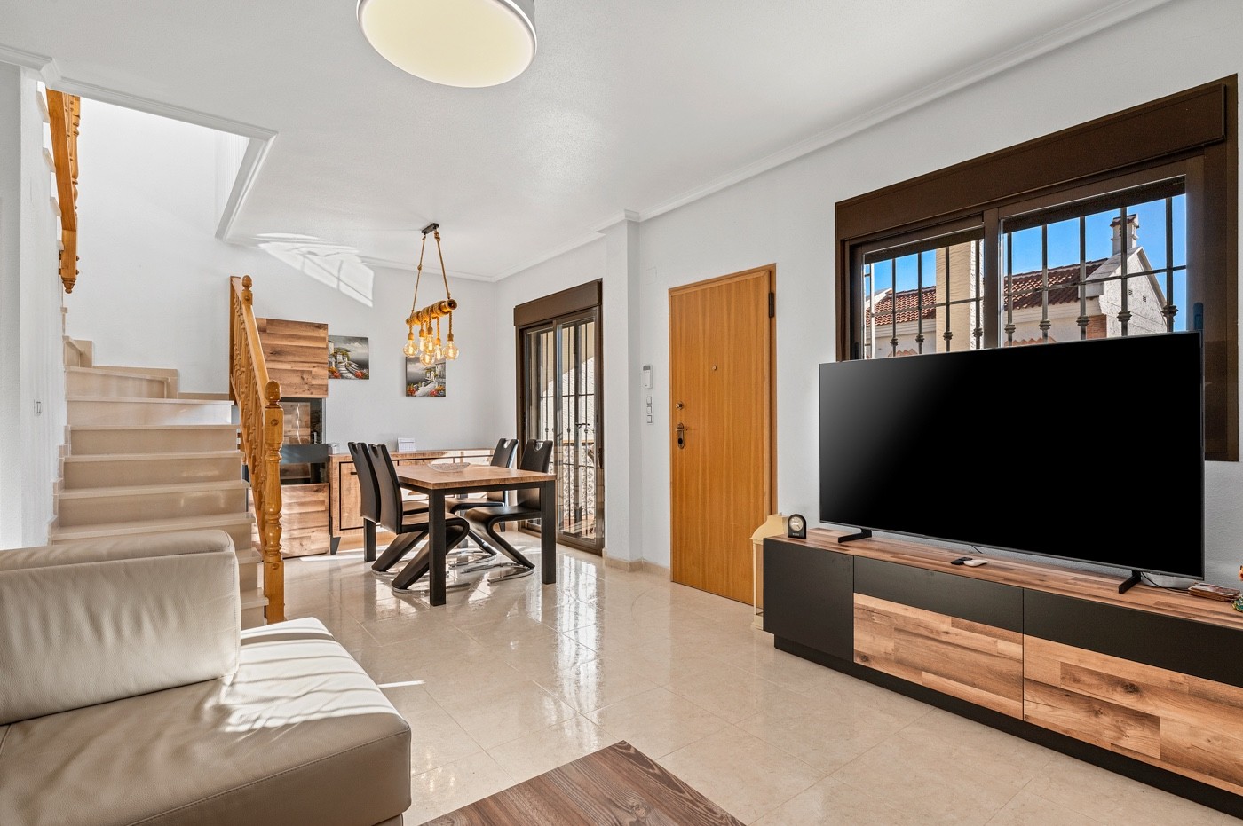 For sale - 3 Bedroom 3 Bathroom Town House in San Miguel de Salinas - Inland  - Alicante