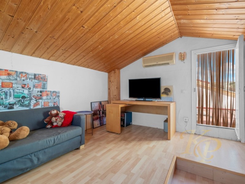 For sale - 7 Bedroom 3 Bathroom Villa in Rojales - Ciudad Quesada  - Alicante