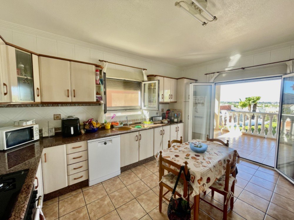 For sale - 4 Bedroom 3 Bathroom Villa in Ciudad Quesada - Costa Blanca  - Alicante