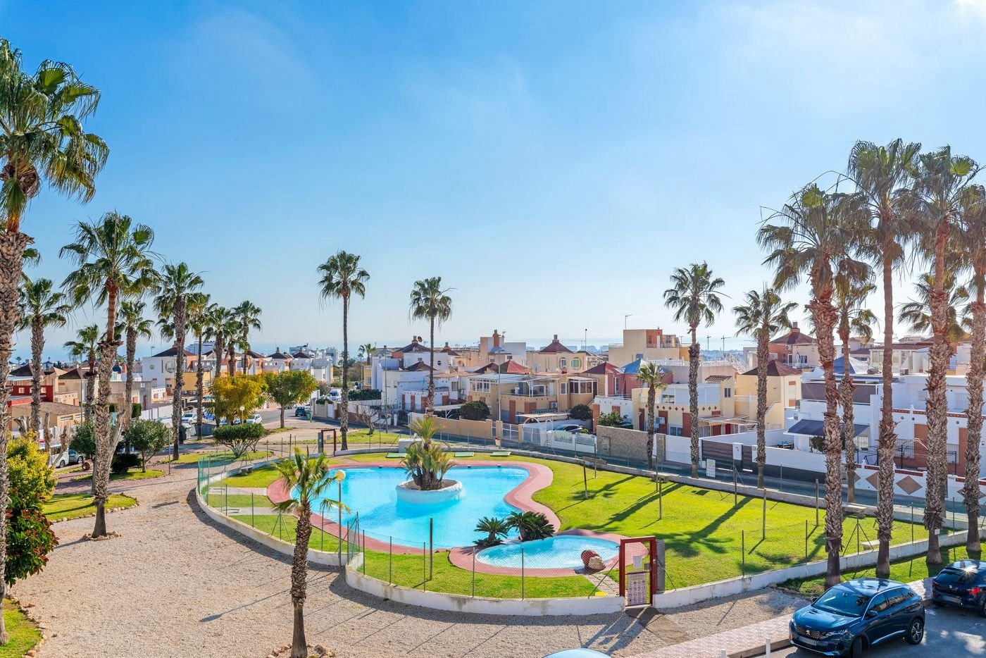 For sale - 3 Bedroom 2 Bathroom Town House in Orihuela Costa - Costa Blanca  - Alicante