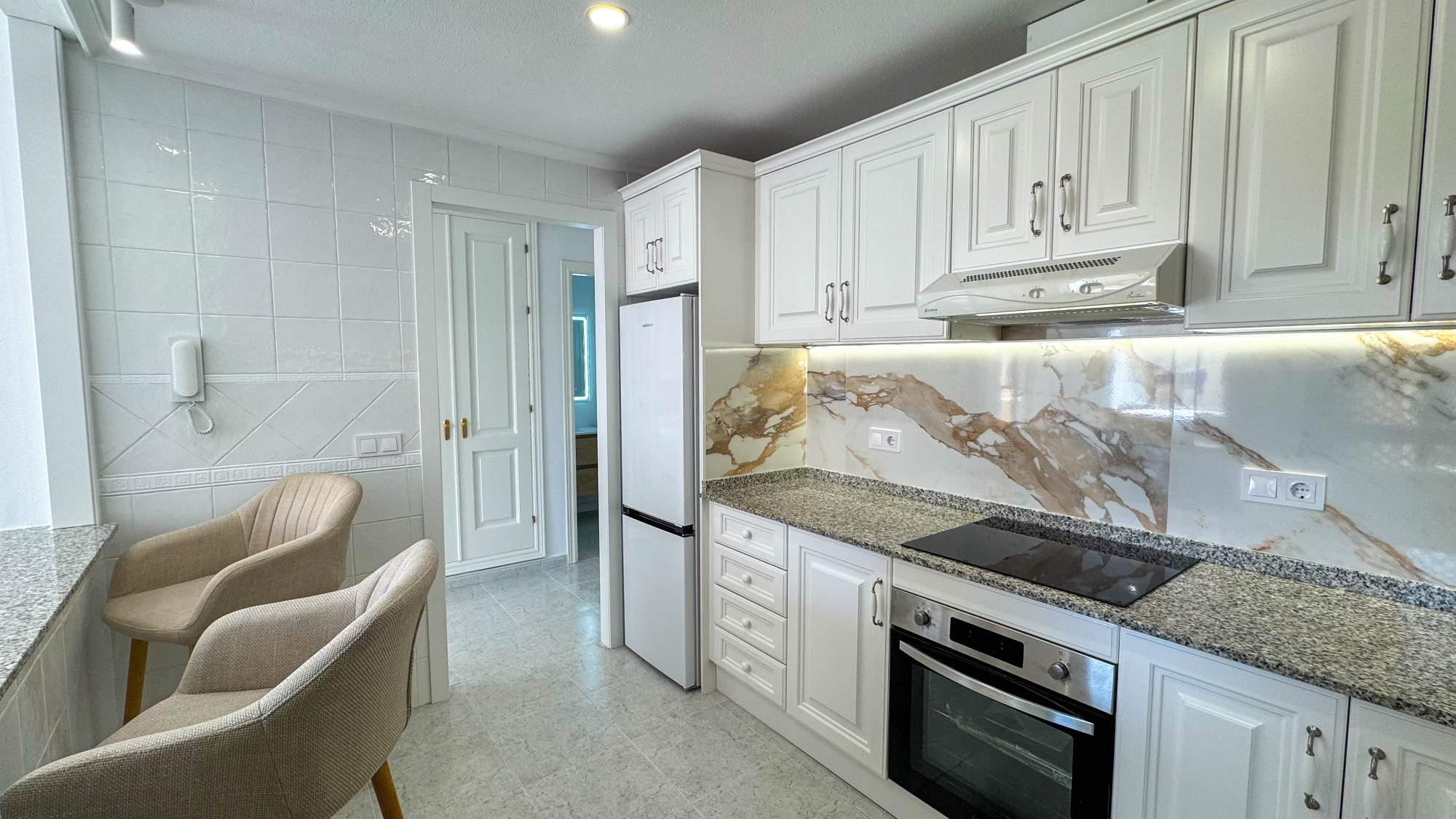 For sale - 2 Bedroom 2 Bathroom Apartment in Orihuela Costa - Costa Blanca  - Alicante