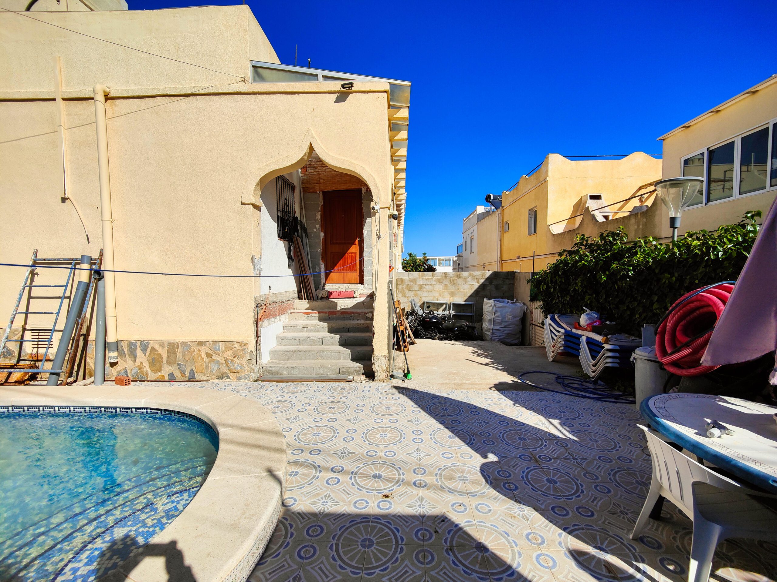 For sale - 4 Bedroom 2 Bathroom Town House in San Miguel de Salinas - Inland  - Alicante