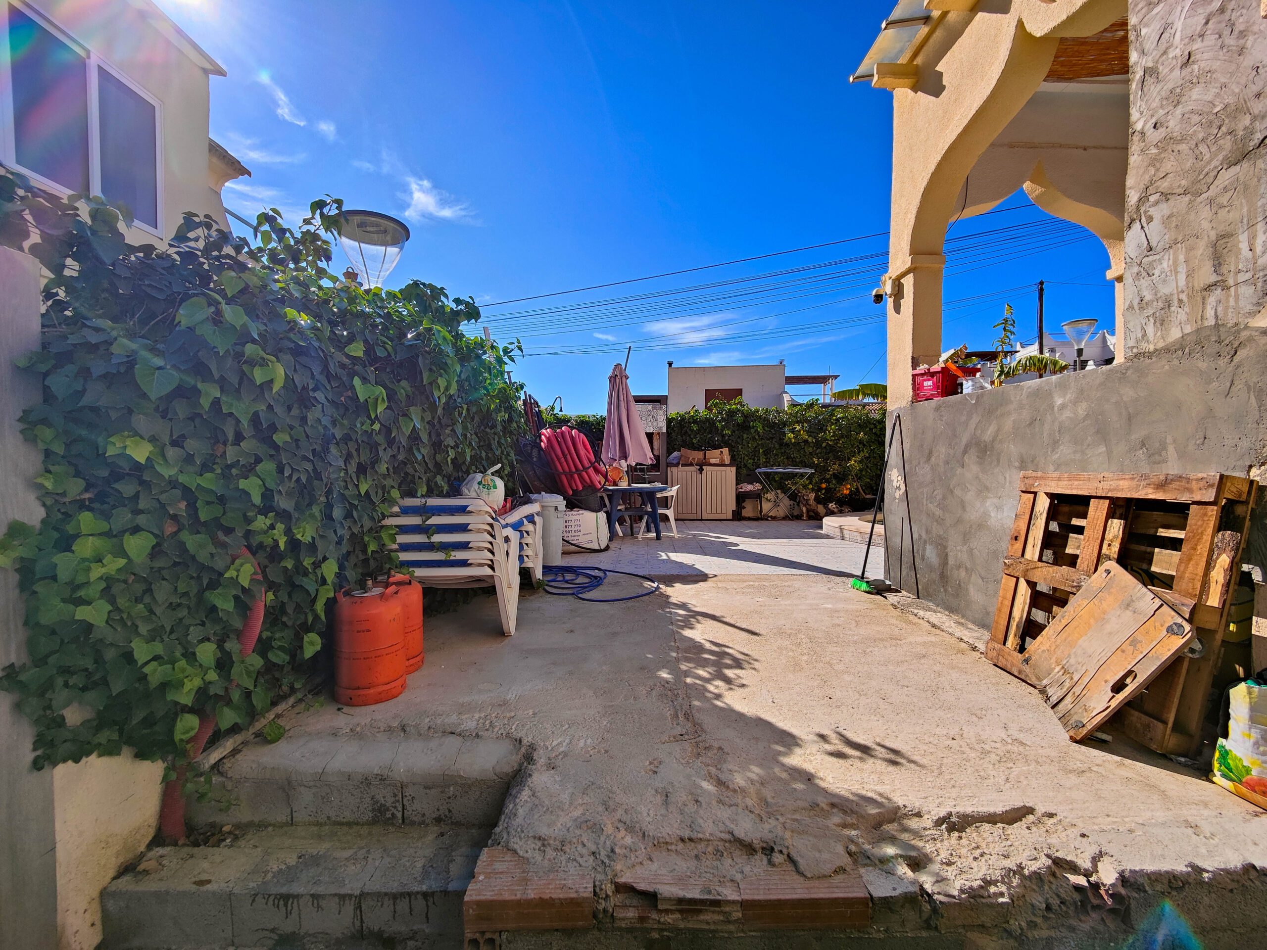 For sale - 4 Bedroom 2 Bathroom Town House in San Miguel de Salinas - Inland  - Alicante